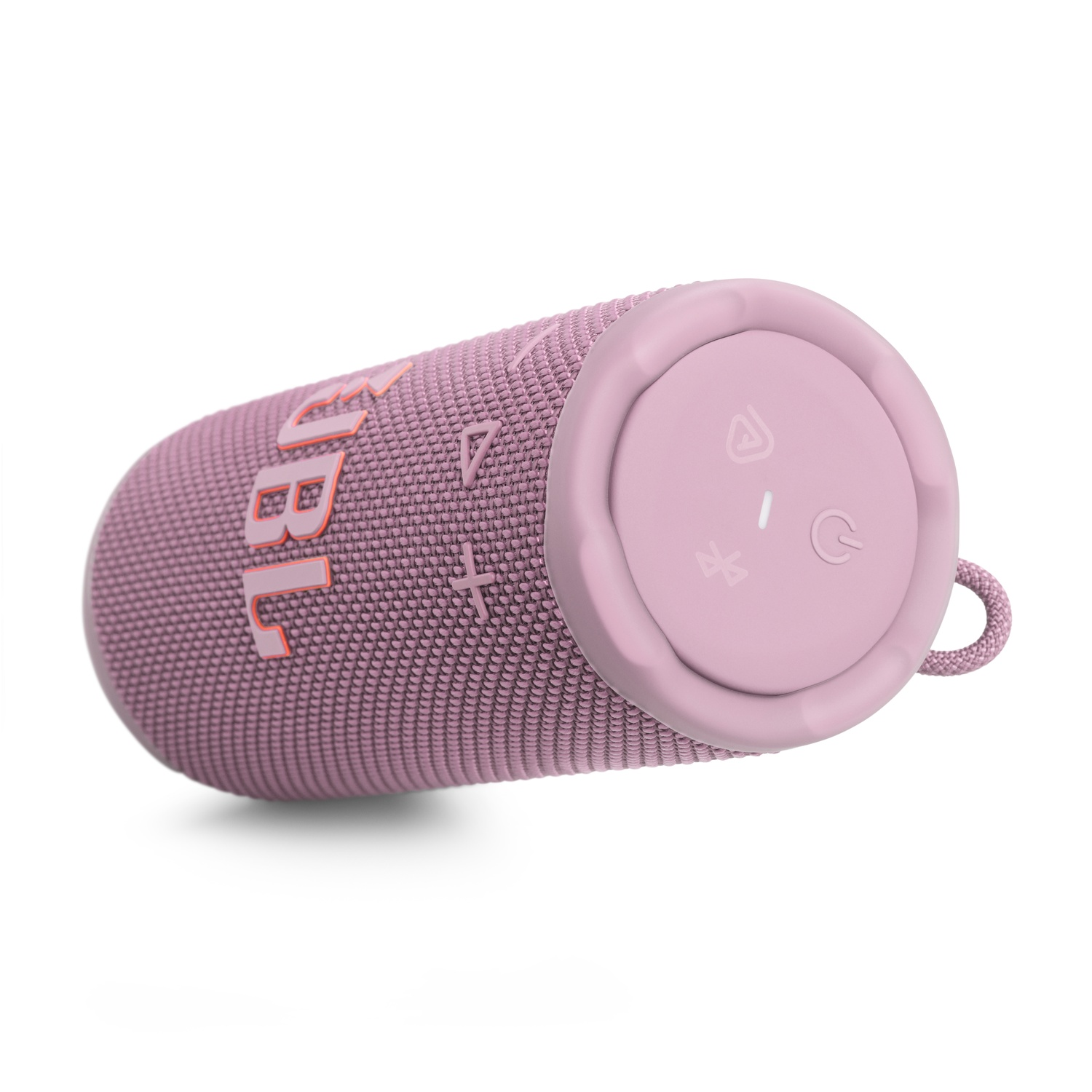 Een roze JBL draagbare luidspreker, cilindrisch met knoppen aan één kant. Het JBL-logo is zichtbaar. De luidspreker staat op een witte achtergrond.