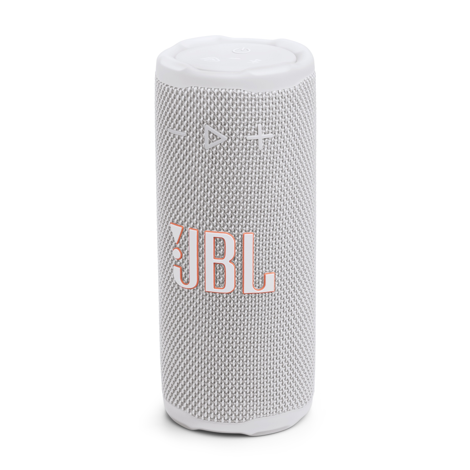 Un haut-parleur JBL blanc avec un corps en mesh gris. Le logo JBL est orange. Il est cylindrique et se dresse sur un fond blanc.