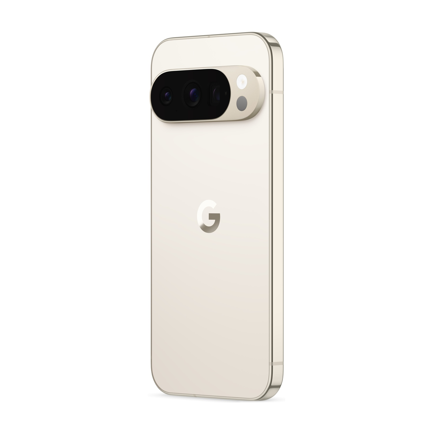 Uno smartphone color oro con una barra fotocamera nera, il logo Google e sfondo bianco. Il telefono è inclinato verso destra.
