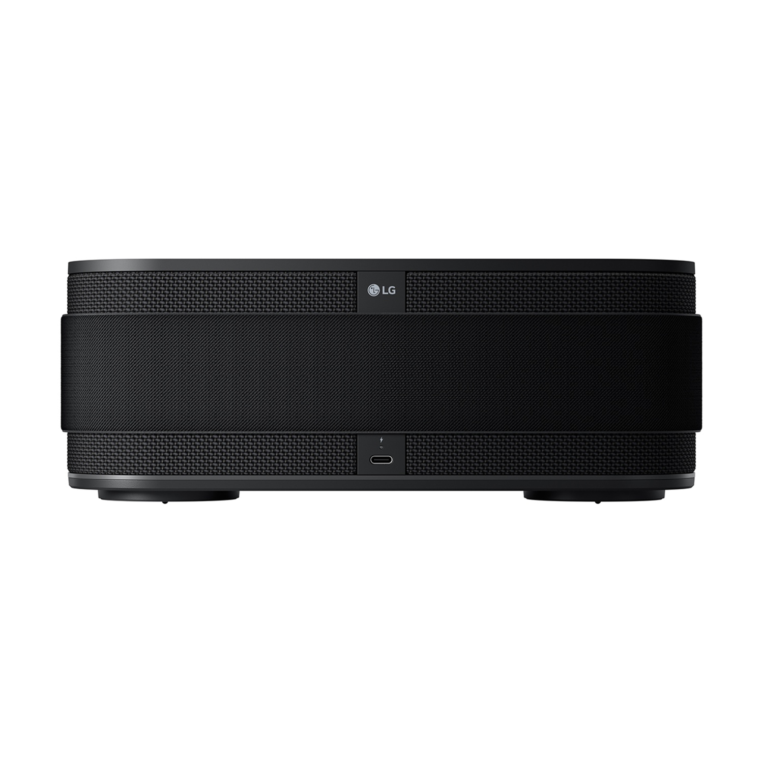 Soundbar LG nera. Ha un fronte a rete. Il logo LG è visibile. Ha una porta di alimentazione. Su sfondo bianco.