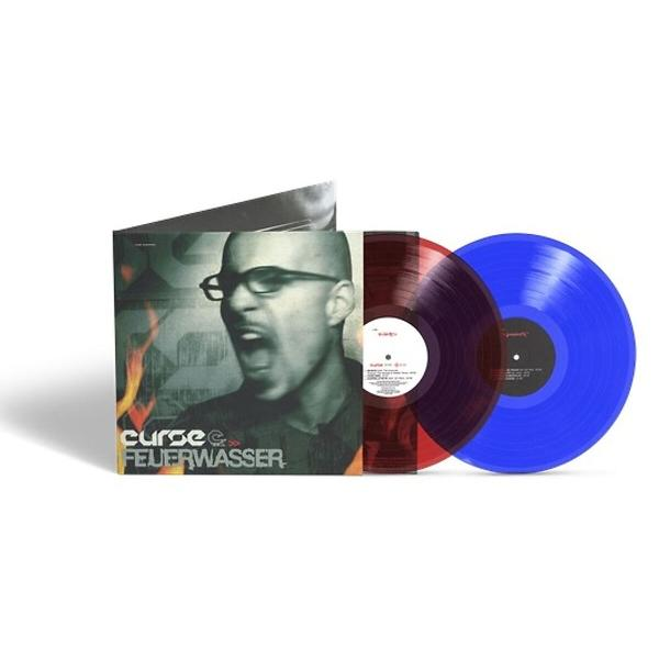 Albumcover mit Mann mit Brille und zwei Schallplatten, eine rot und eine blau.