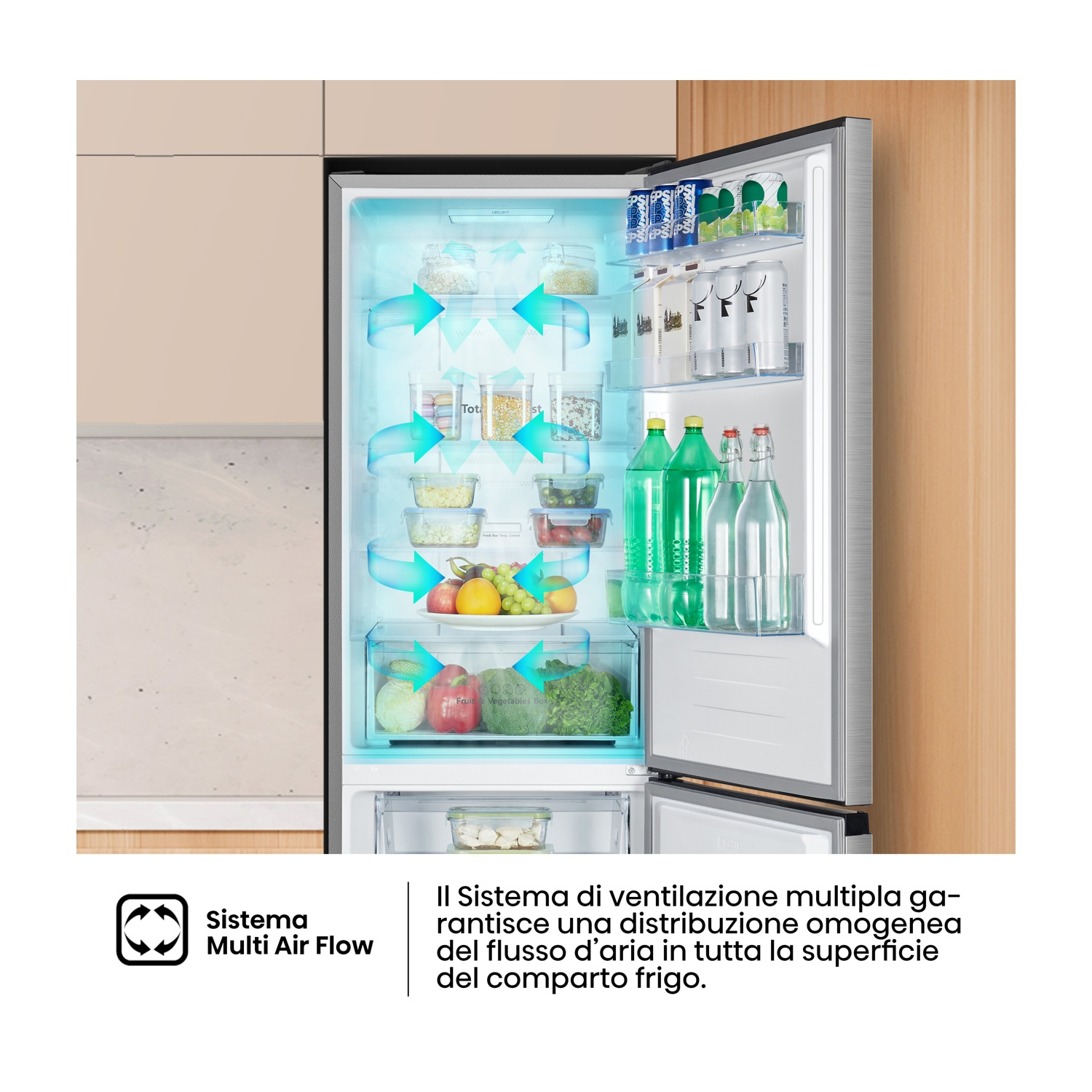 Frigorifero aperto con cibo all'interno. Frutta, verdura, bevande visibili. Sistema di flusso d'aria con frecce. Sfondo mostra una cucina.
