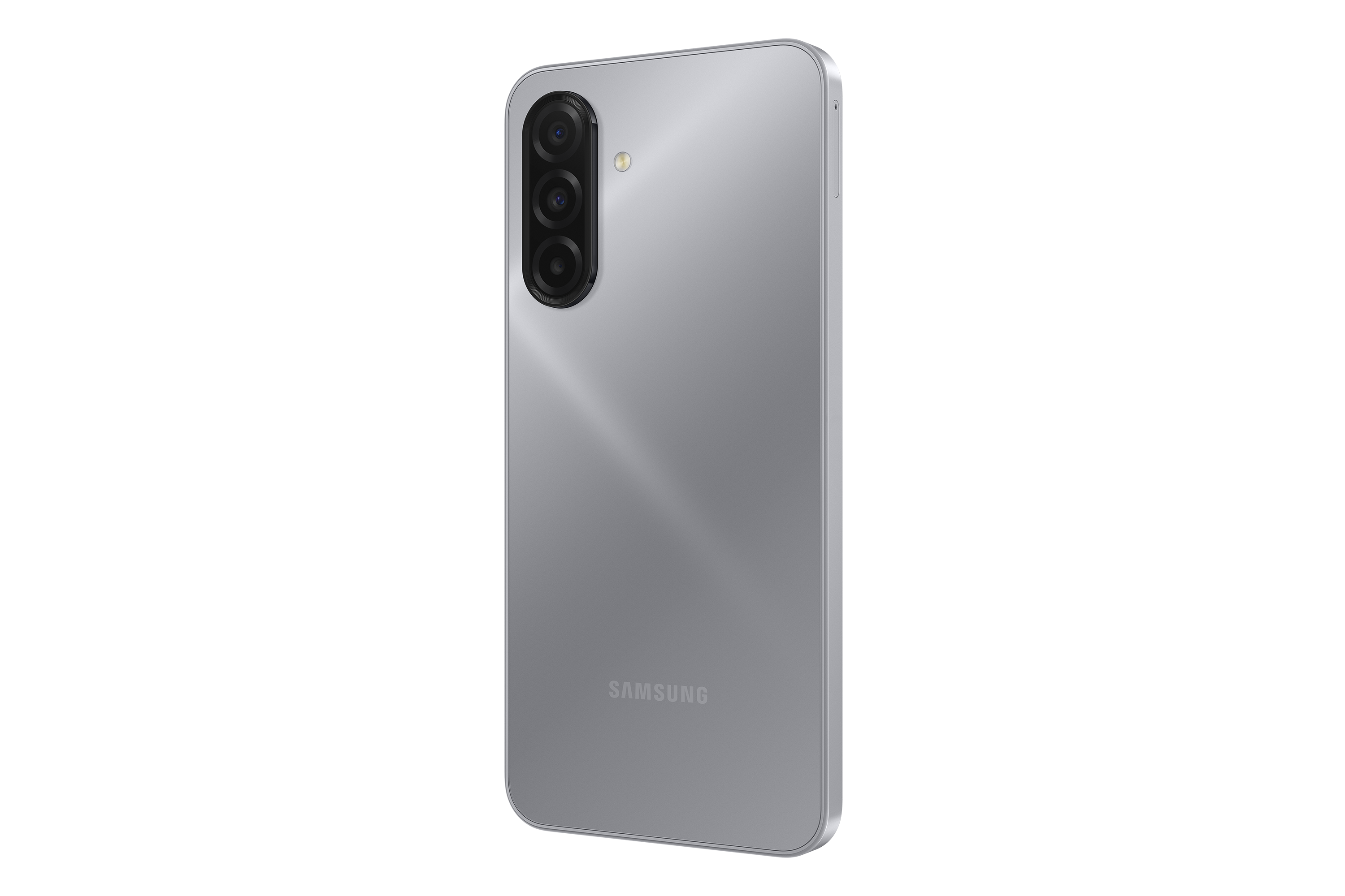 Ezüst okostelefon három kamerával és Samsung logóval fekete háttéren.