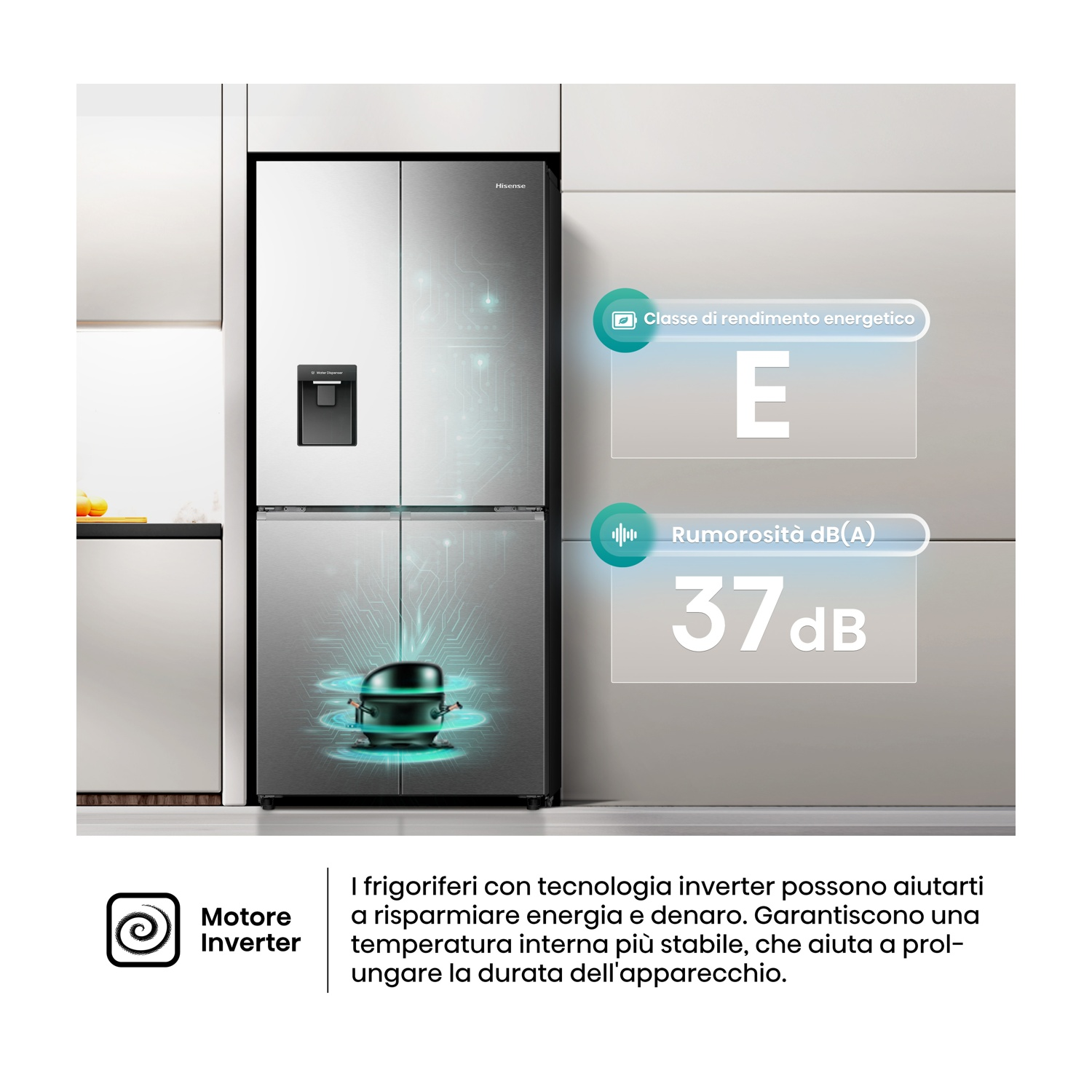 Un frigorifero Hisense argentato con dispenser di acqua. Ha classe energetica E e livello di rumore di 37dB. Motore inverter è mostrato.