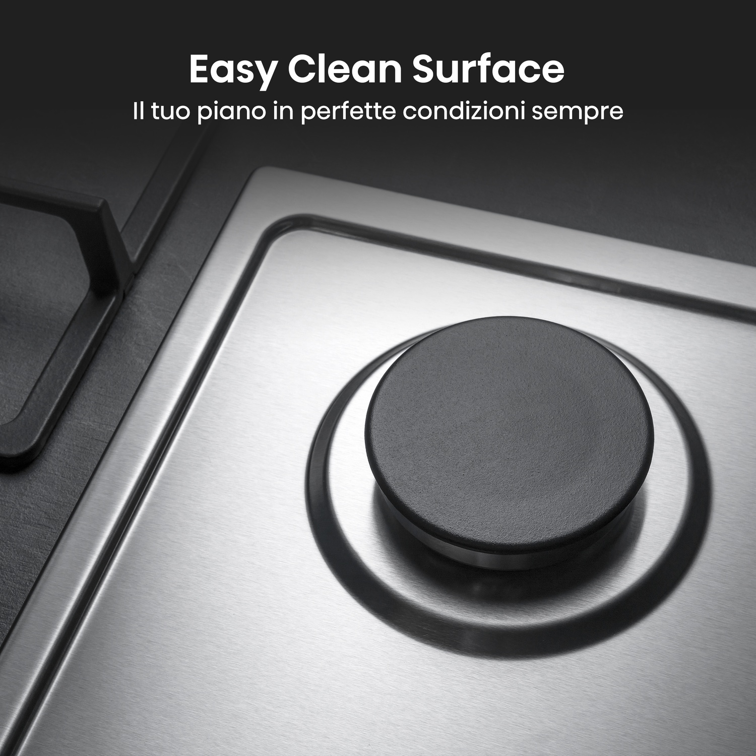 Primo piano di un piano cottura in acciaio inox con manopola nera. L'immagine contiene testo in inglese e italiano.