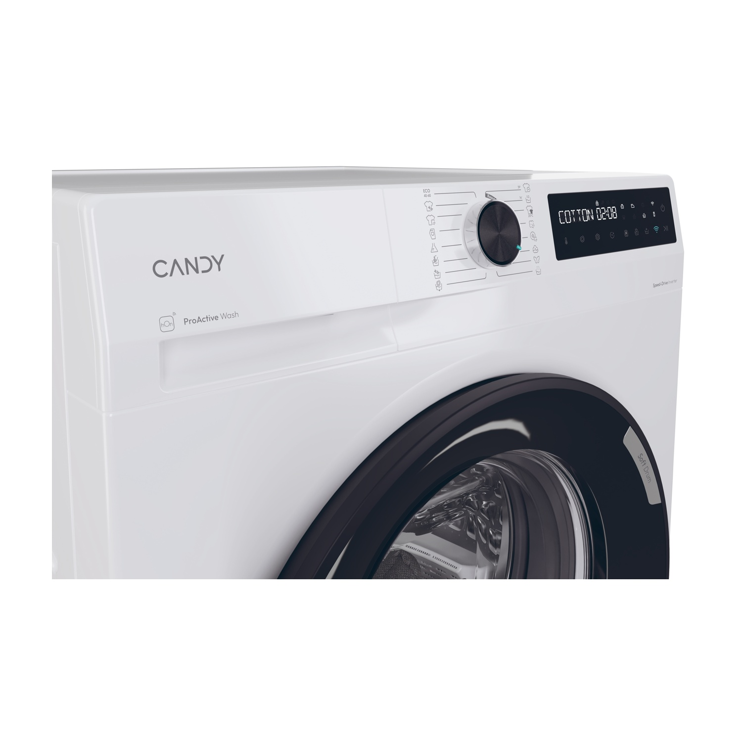 Una lavatrice Candy bianca. Ha una porta nera e un pannello di controllo con manopola e display digitale che mostra 'Cotton 02:08'.