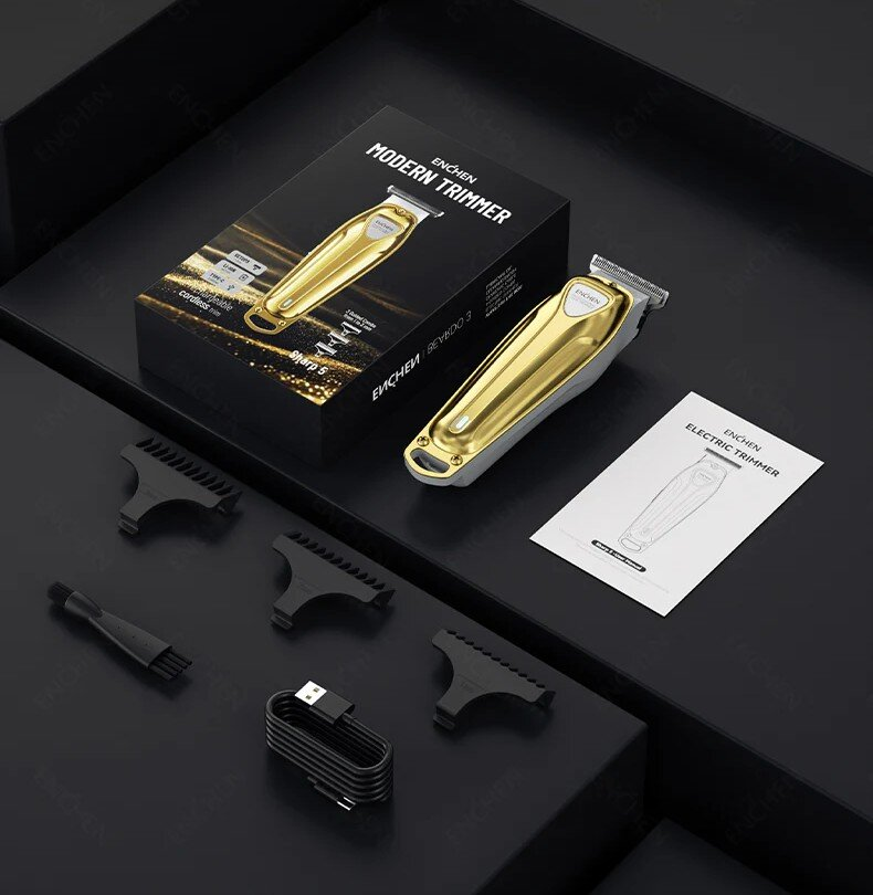 Zestaw złoto-białej elektrycznej maszynki do strzyżenia z akcesoriami i pudełkiem na czarnej powierzchni. Zawiera ładowarkę, szczotkę i osłony.