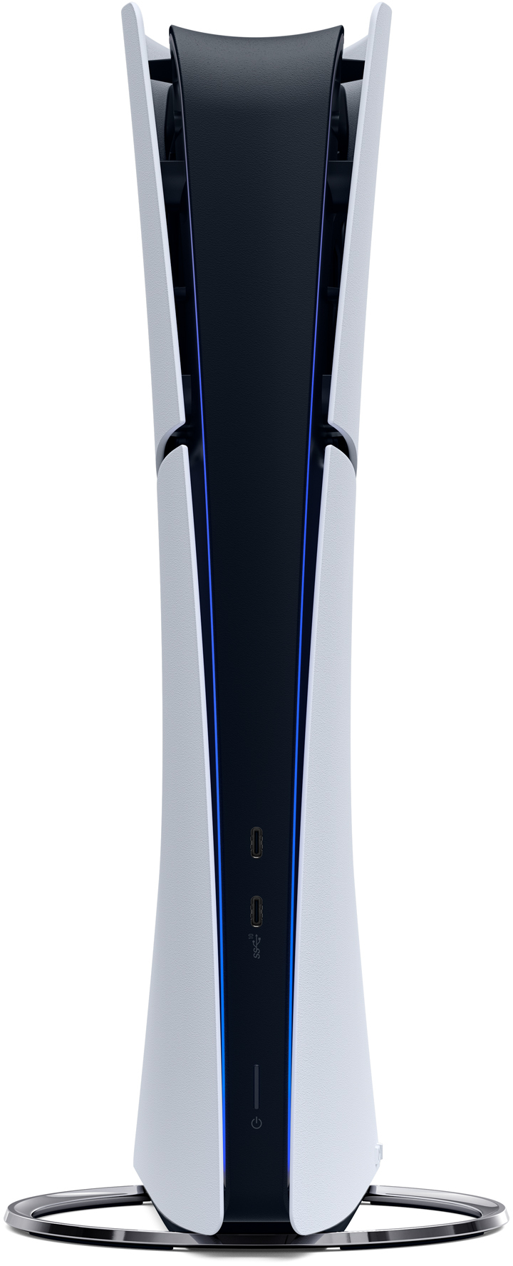 Egy függőleges PlayStation 5 konzol. Fehér teste fekete középső panellel és kék LED-es díszítéssel rendelkezik. Ezüst állványon áll.