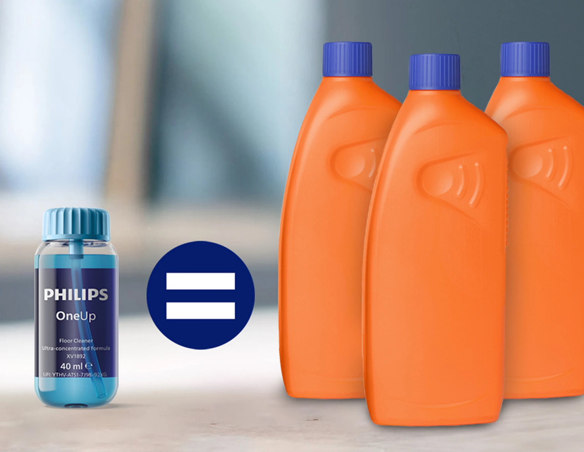 L'image montre une bouteille de nettoyant pour sols Philips OneUp et trois bouteilles de nettoyant orange avec des bouchons bleus, à côté d'un signe égal.