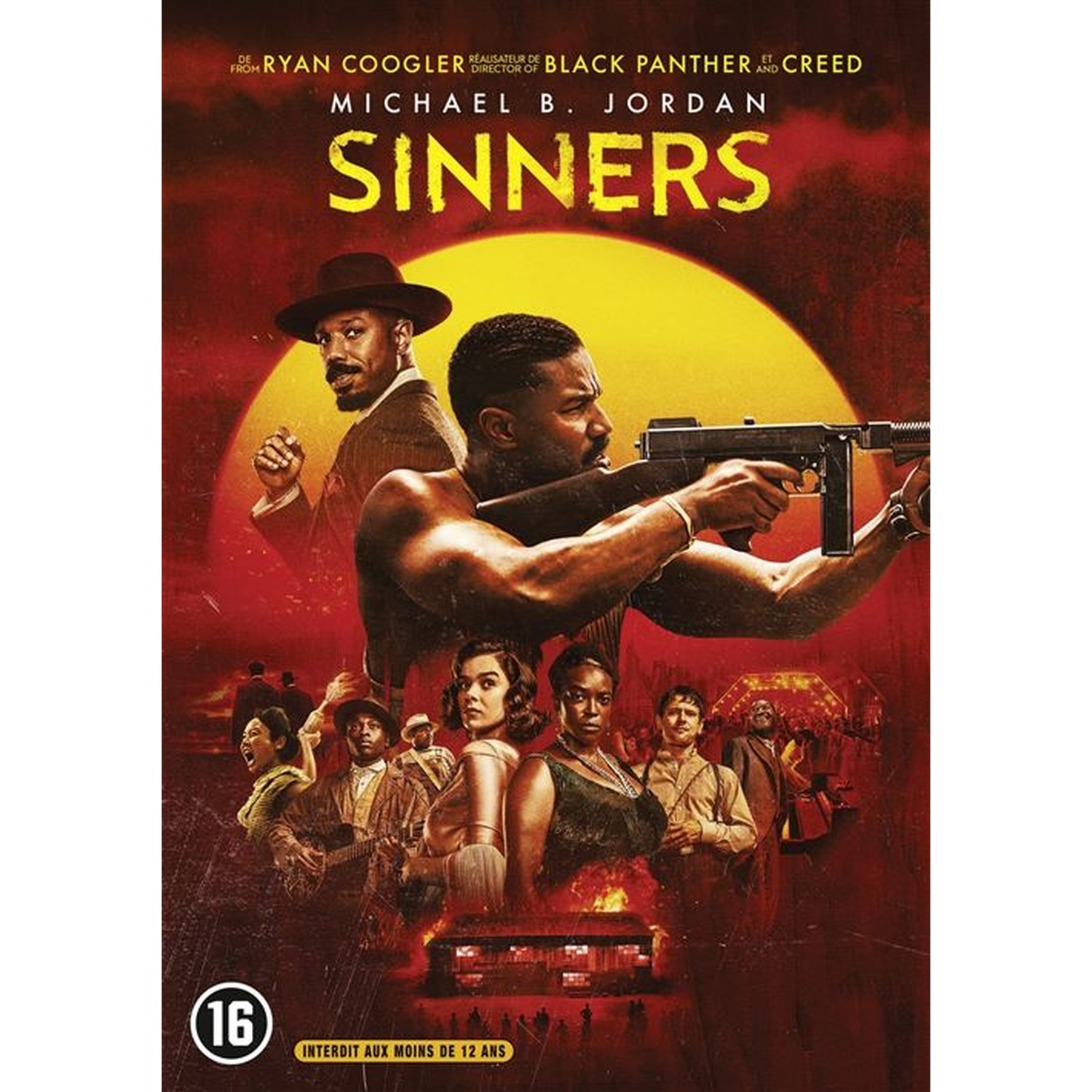 Filmposter voor 'Sinners'. Toont Michael B. Jordan met een pistool. Andere acteurs en de titel van de film zijn zichtbaar.