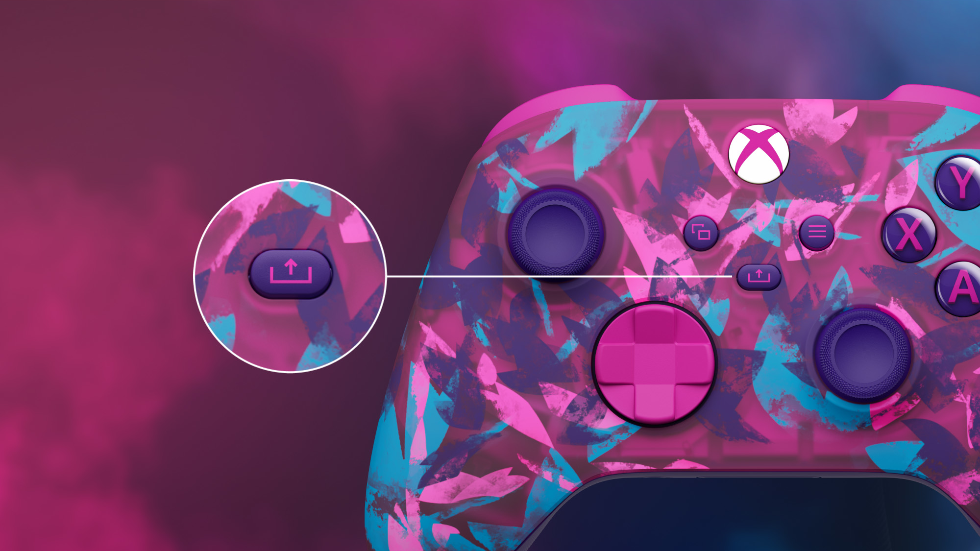 Nahaufnahme eines Xbox-Controllers mit einem rosa, blauen und violetten Blumenmuster. Die Aufwärtstaste ist hervorgehoben und vergrößert.
