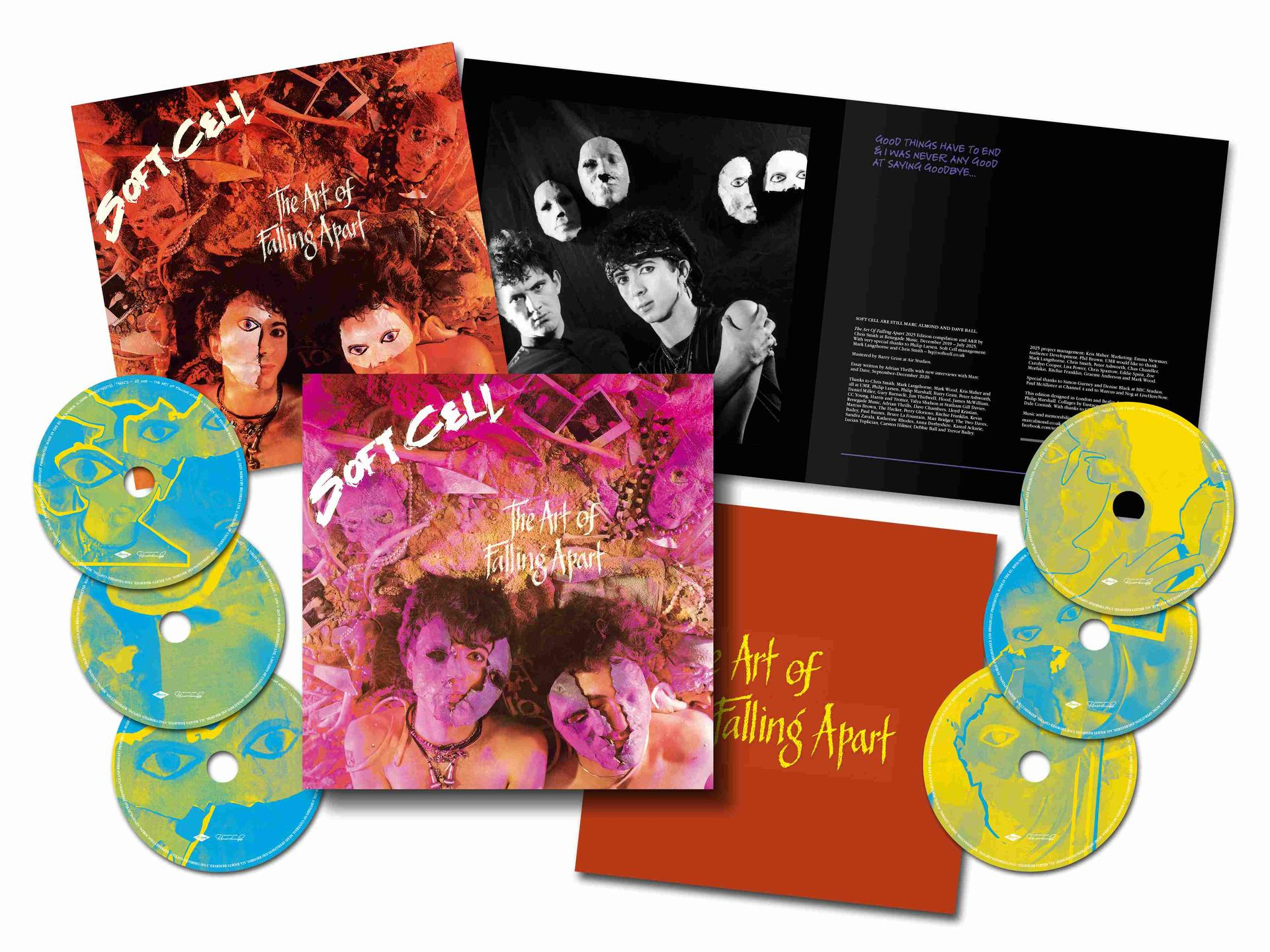 Albumcover mit Soft Cell, mit zwei Gesichtern mit Masken, Albumcover und CDs. Schwarz-Weiß-Fotos und Text sind ebenfalls vorhanden.