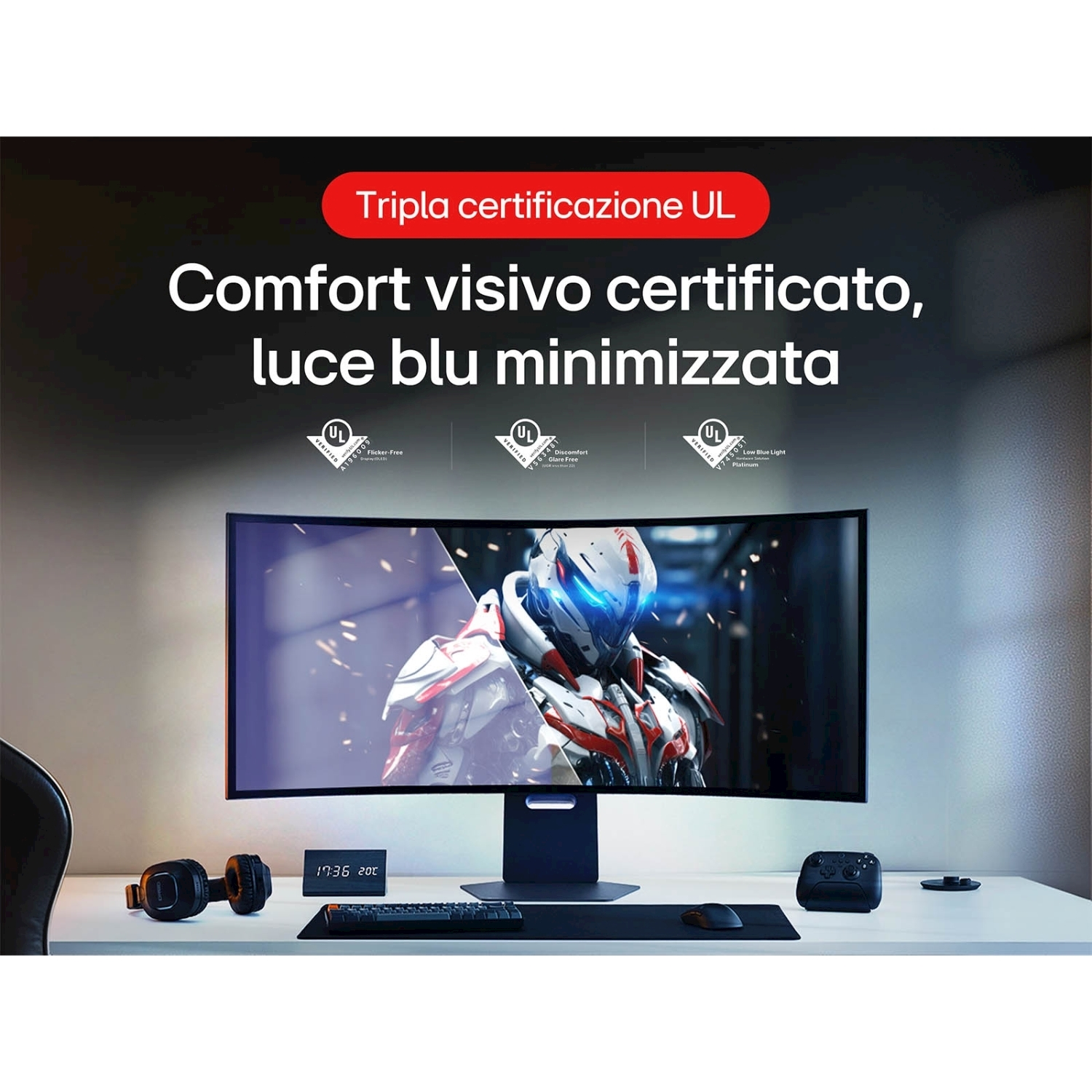 Un monitor curvo mostra una scena di gioco futuristica. Su una scrivania bianca ci sono cuffie, tastiera e gamepad.