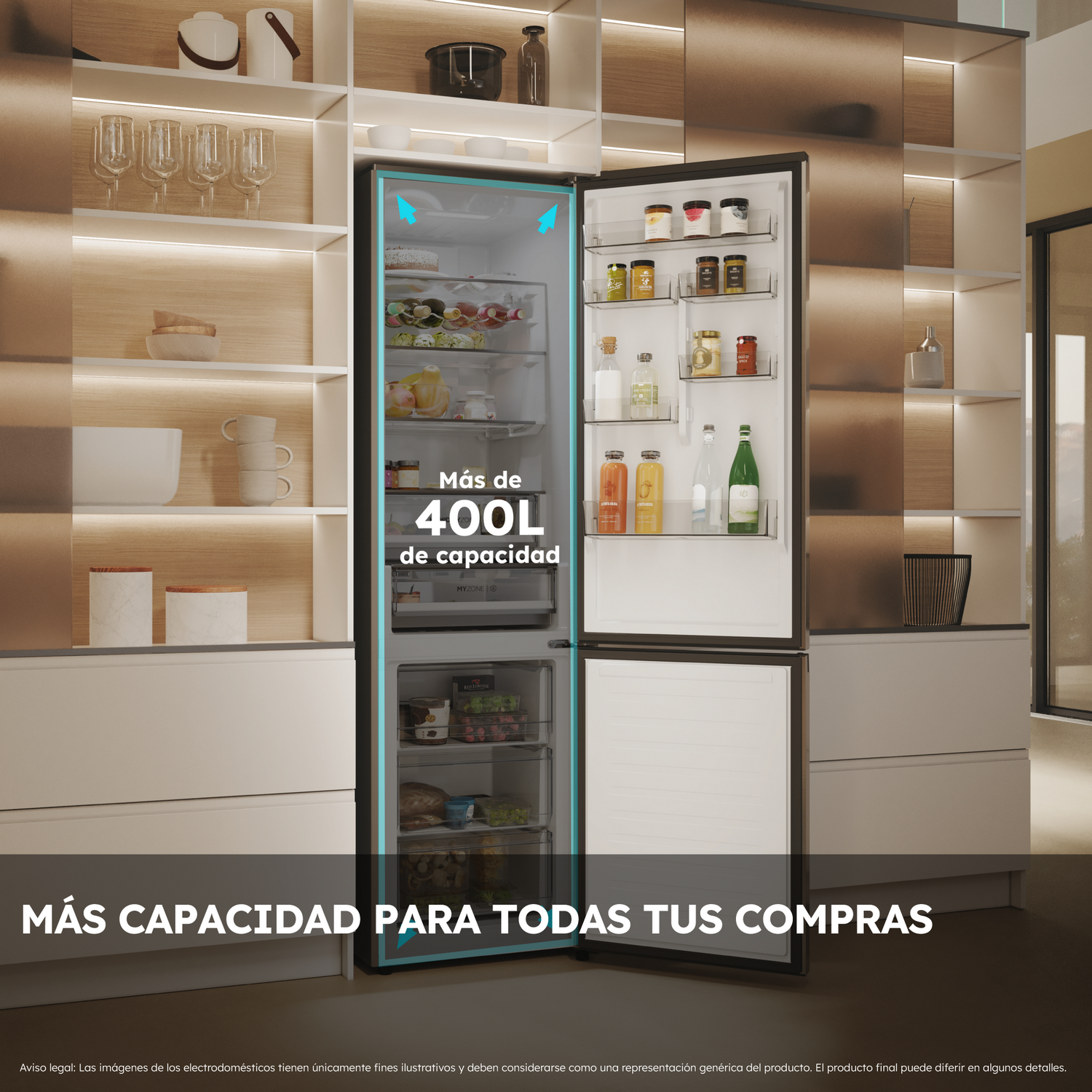 Refrigerador abierto, lleno de alimentos y bebidas, en una cocina moderna. Texto dice 'Más de 400L capacidad' y 'Más capacidad para tus compras'.