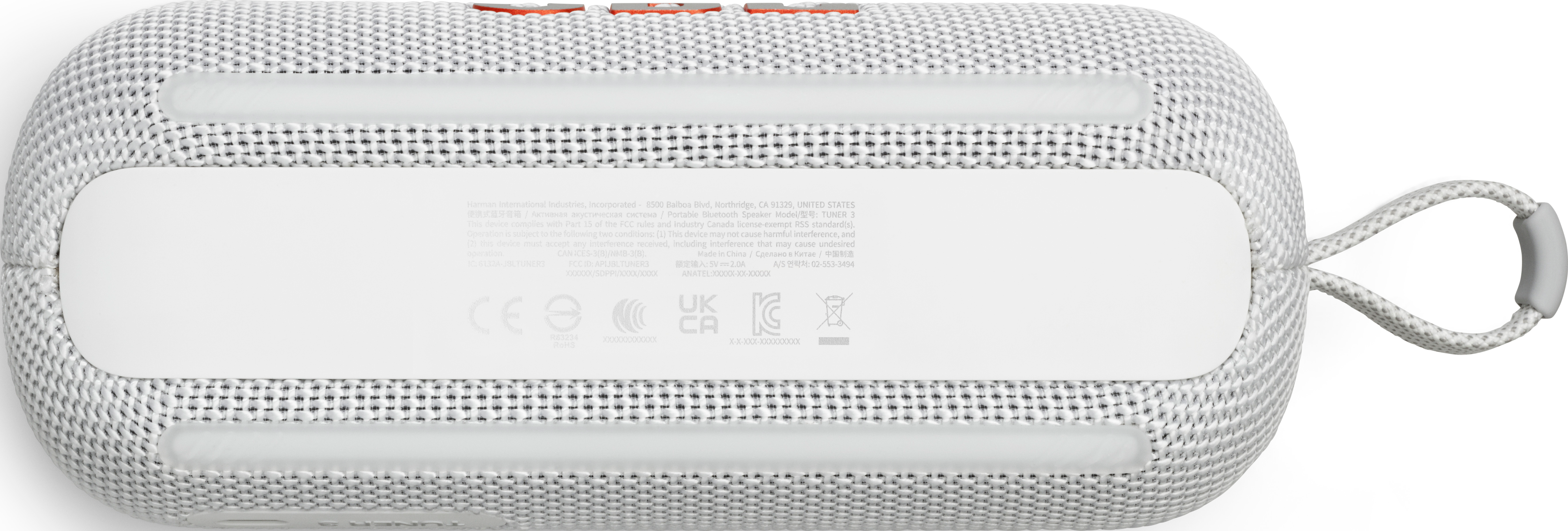 Vue de dessous d'un haut-parleur blanc JBL Tuner 3. Il a un corps en mesh, une base blanche et une boucle de transport grise.