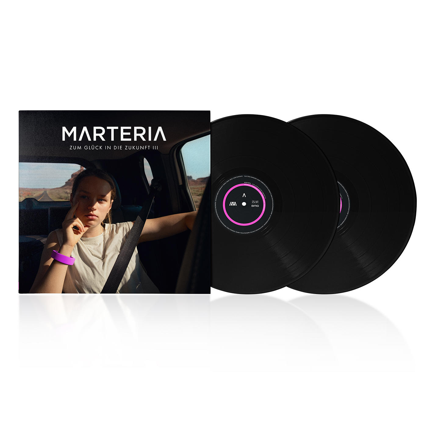 Marteria Albumcover und zwei Schallplatten auf weißem Hintergrund.