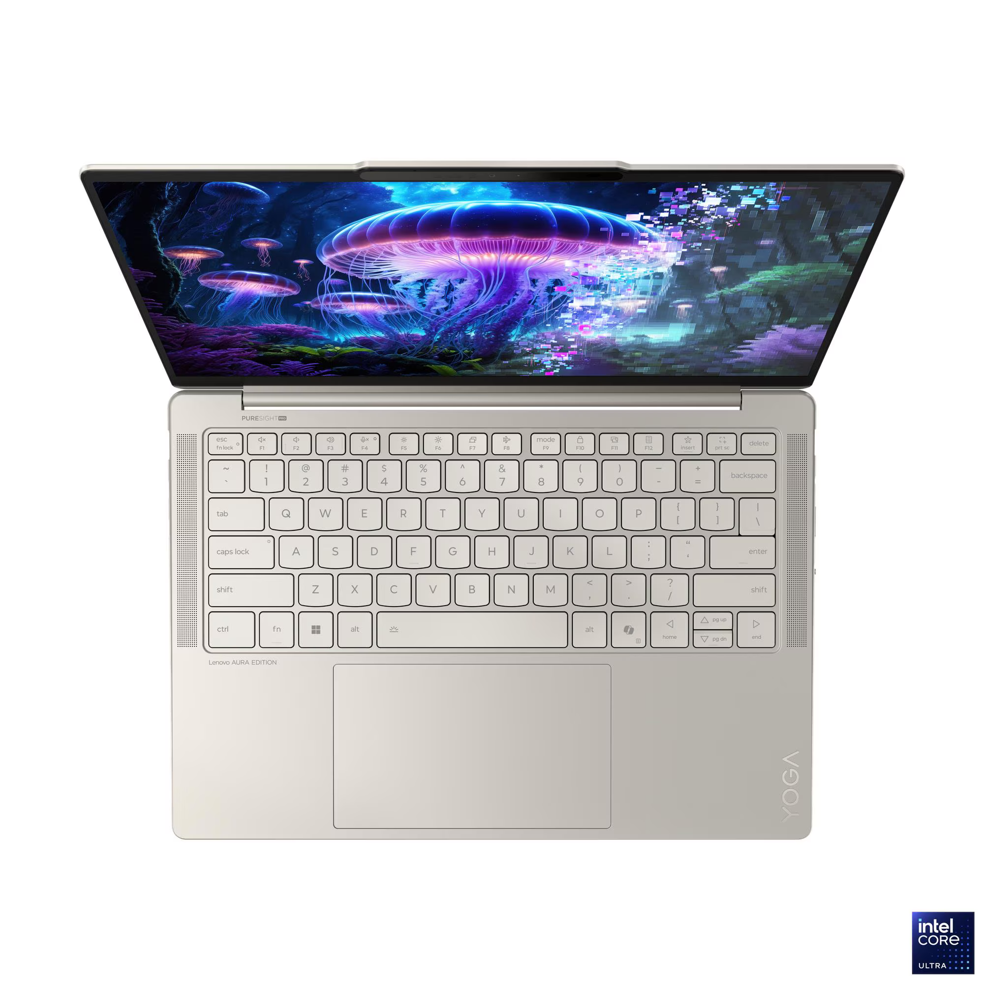 Egy laptop, amelynek képernyőjén medúzás jelenet látható. A billentyűzet látható, az Intel Core Ultra logóval együtt.
