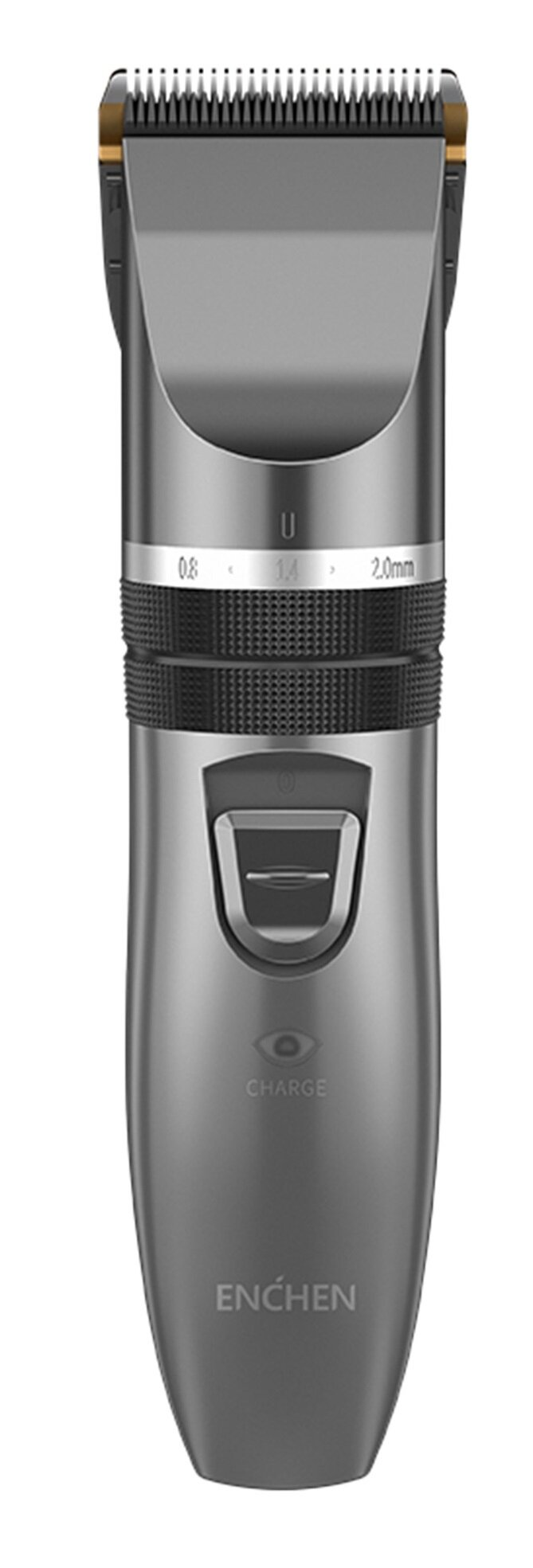 Srebrno-czarna elektryczna maszynka do włosów z osłoną ostrza. Ma przycisk zasilania i wskaźnik ładowania.