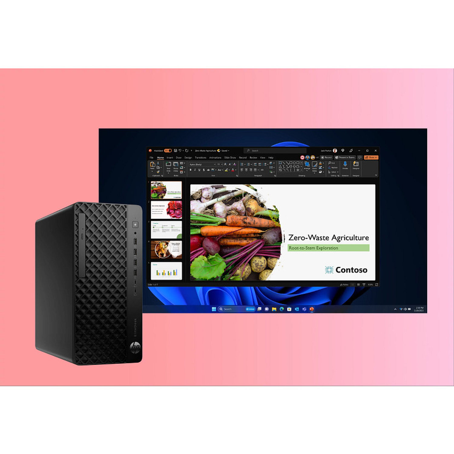 Een zwarte HP EliteDesk-computer staat links van een monitor met een presentatie over Zero-Waste Agriculture.