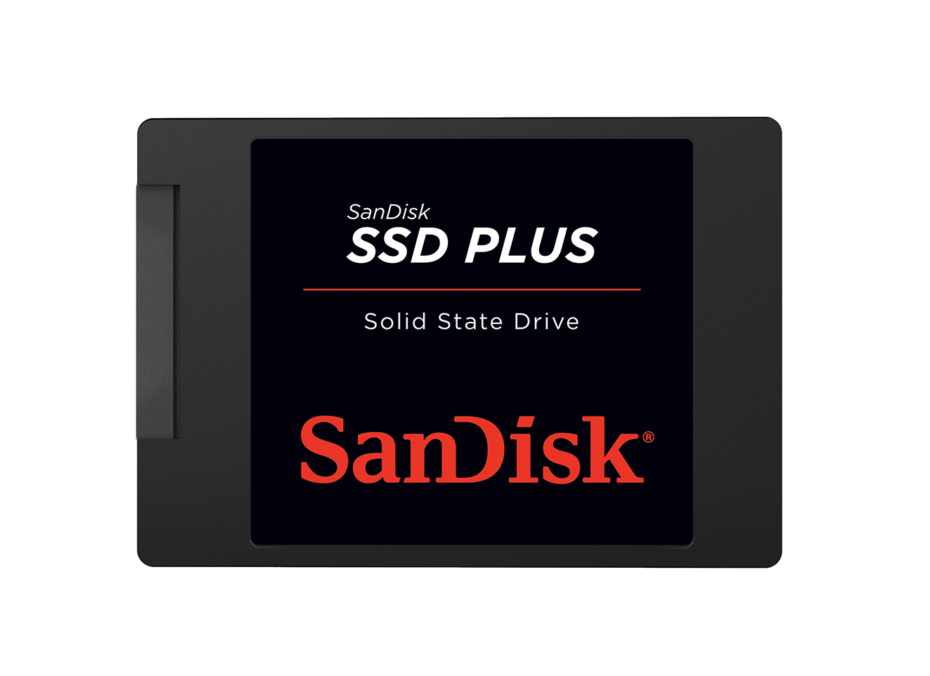 Eine schwarze SanDisk SSD PLUS. Die schwarze Oberfläche hat einen quadratischen Einsatz mit dem Text 'SSD PLUS' und 'Solid State Drive'.