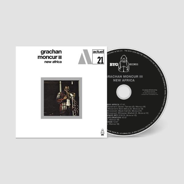CD-Cover mit Grachan Moncur IIIs 'New Africa'. Enthält Albumcover, Text und eine CD rechts.