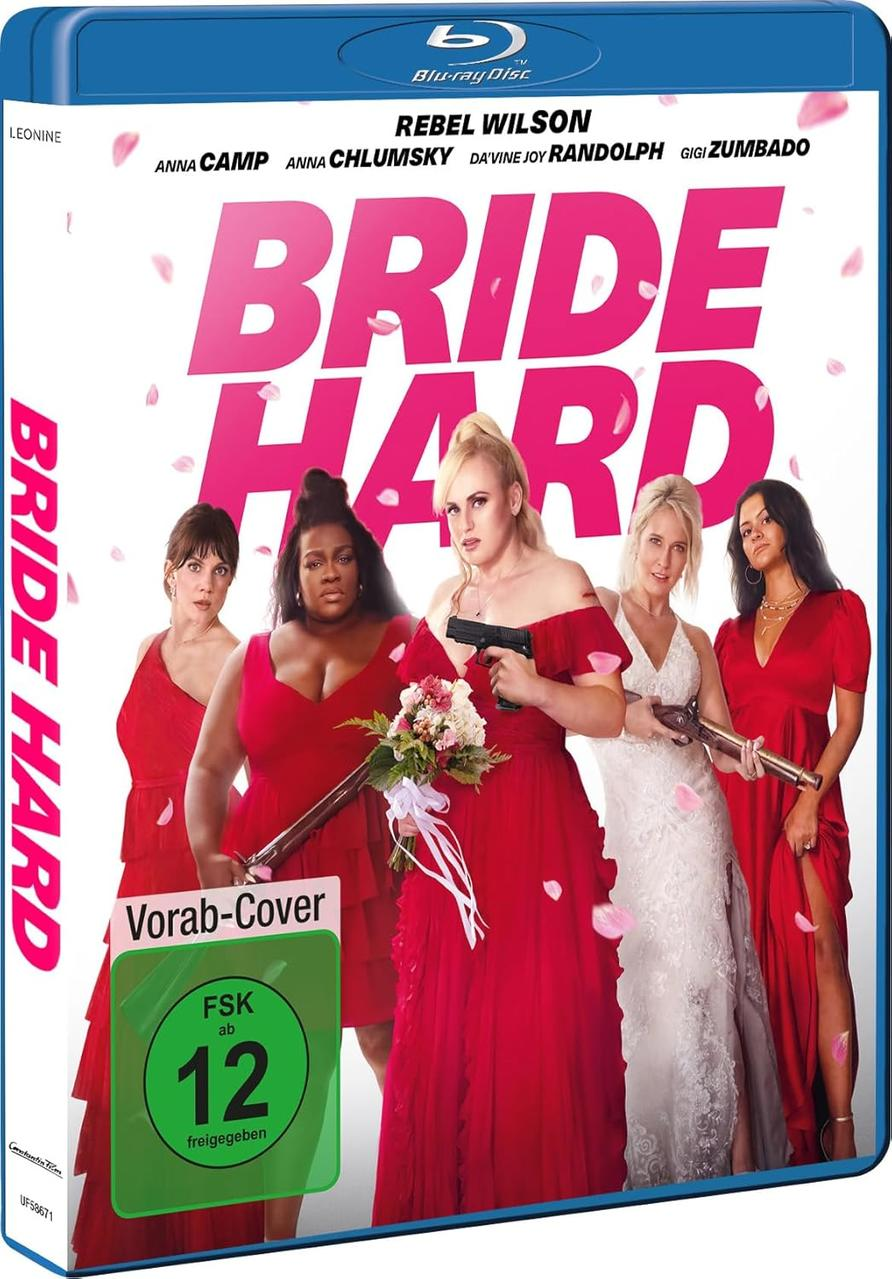 Filmcover. Fünf Frauen in roten Kleidern und einem weißen Kleid mit Waffen. Titel: Bride Hard. Blu-ray-Disc.