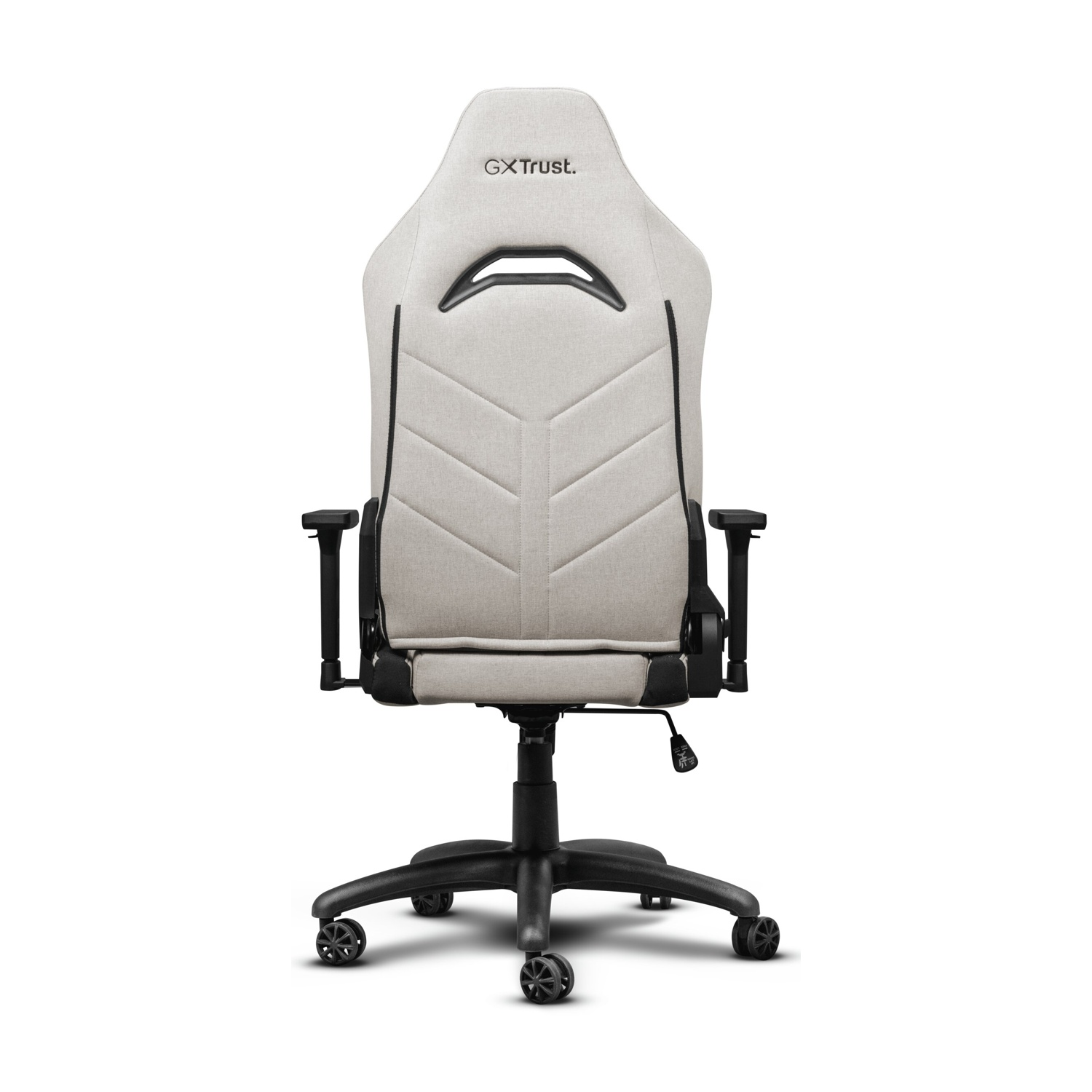Una sedia da gaming grigio chiaro con dettagli neri. La sedia ha uno schienale alto, braccioli e una base a cinque ruote, su sfondo bianco.