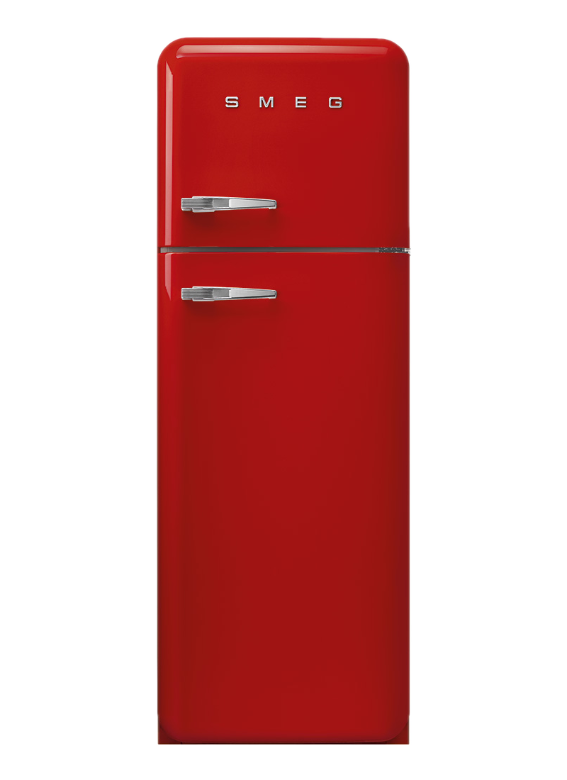 Ein roter Smeg-Kühlschrank mit silbernen Griffen. Das Wort SMEG steht oben. Der Hintergrund ist schwarz.