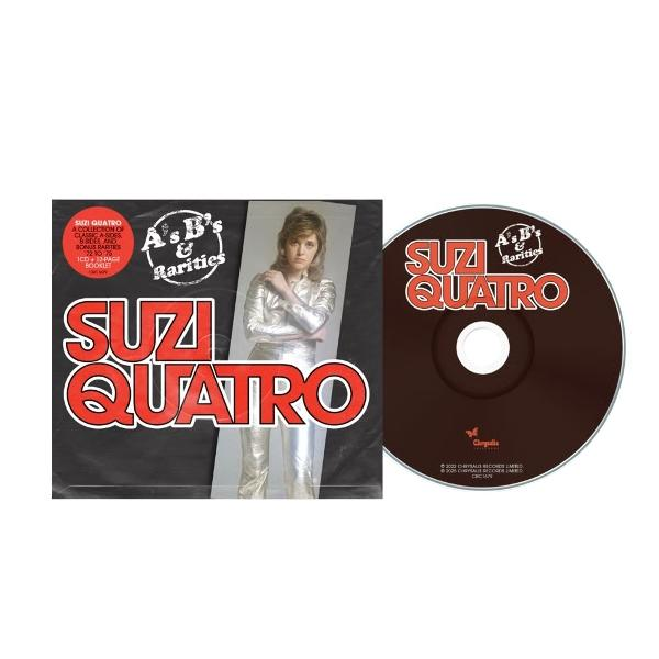 Suzi-Quatro-Albumcover mit CD. Zeigt die Künstlerin in einem silbernen Outfit. Auf dem Albumcover steht A's & B's Rarities. Die CD hat den Namen und das Logo des Künstlers.