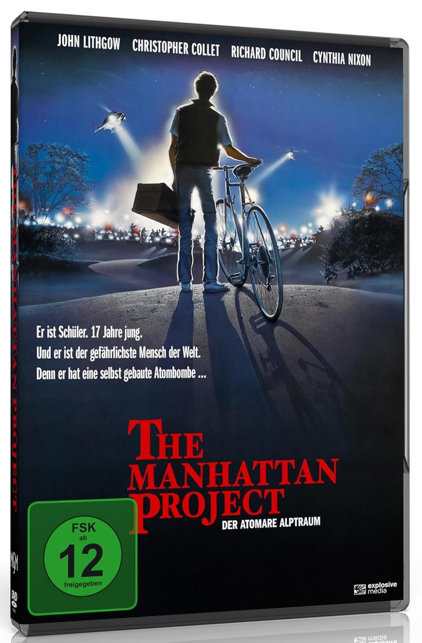 Ein Filmplakat zeigt einen Mann mit Fahrrad, Lichtern und Text. Es ist ein Film über einen gefährlichen Jungen. Text enthält Schauspielernamen.