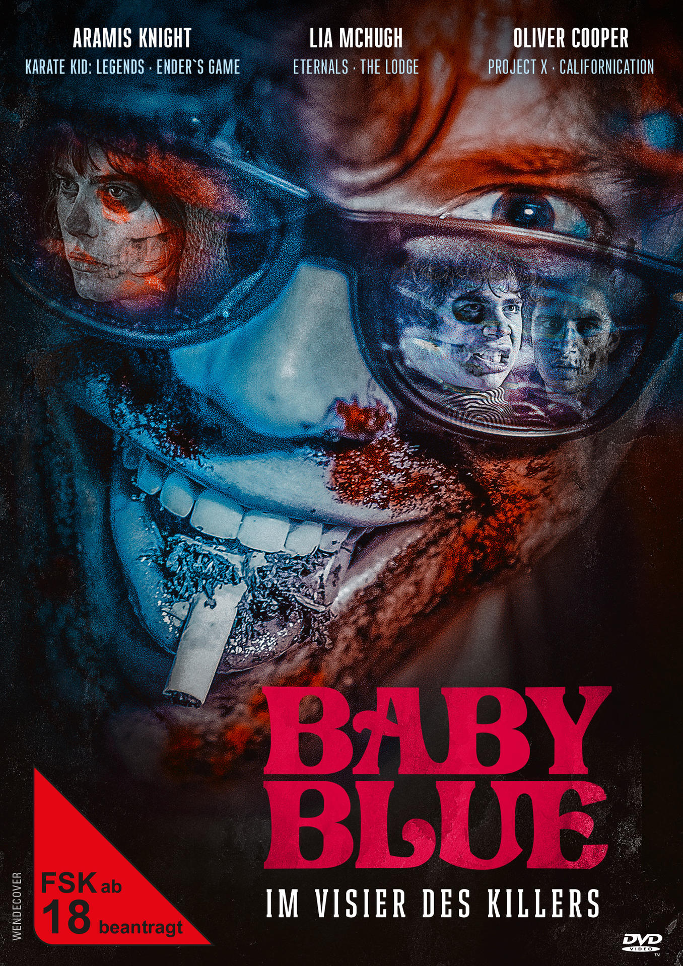 Filmplakat: Ein Gesicht mit Sonnenbrille, in der sich zwei Personen spiegeln. Der Titel lautet 'Baby Blue'. Eine Zigarette steckt im Mund.