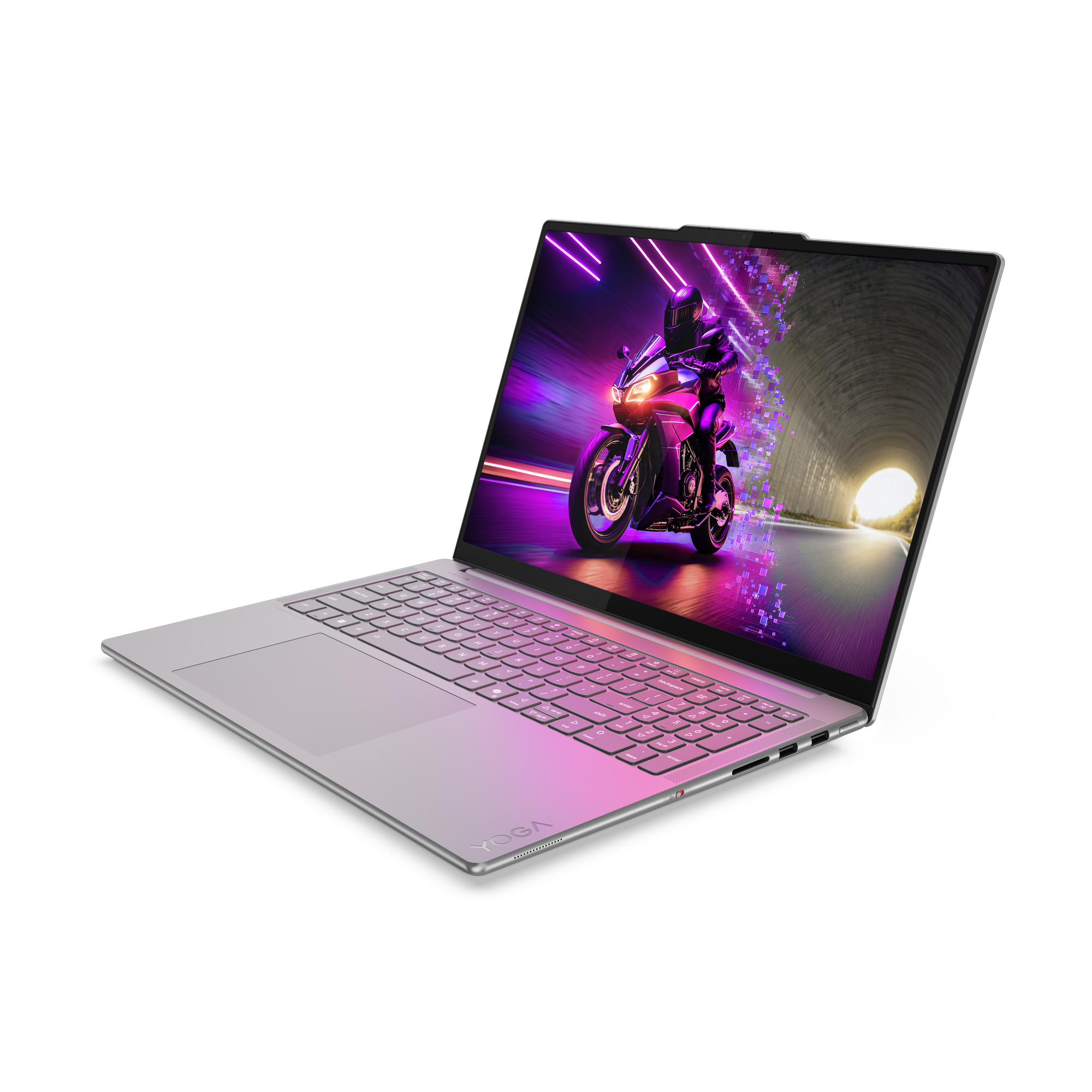 Een zilveren laptop toont een motorafbeelding. Het scherm is open en toont een toetsenbord. Zwarte achtergrond.