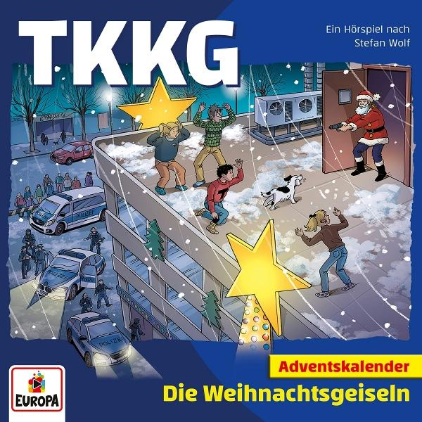 Illustration von TKKG auf einem Dach. Weihnachtsmann zielt mit einer Waffe. Polizeiautos, Menschen und ein Hund sind ebenfalls vorhanden. Schnee fällt.