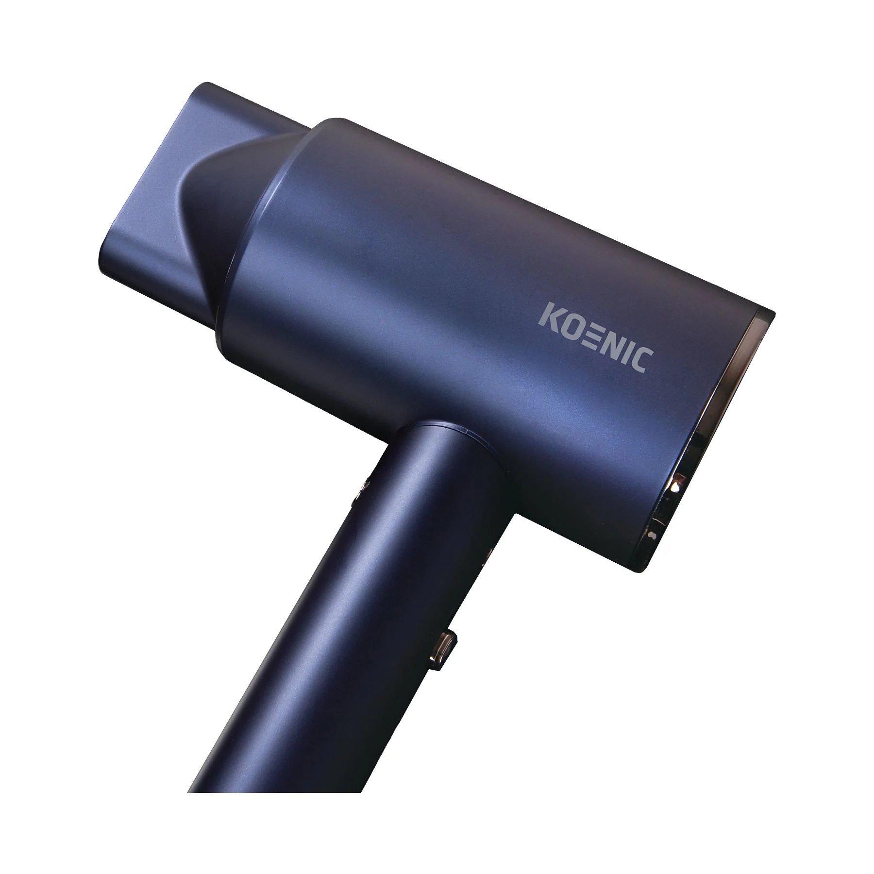 Ciemnoniebieska suszarka do włosów jest skierowana w prawo, z widoczną marką KOENIC.