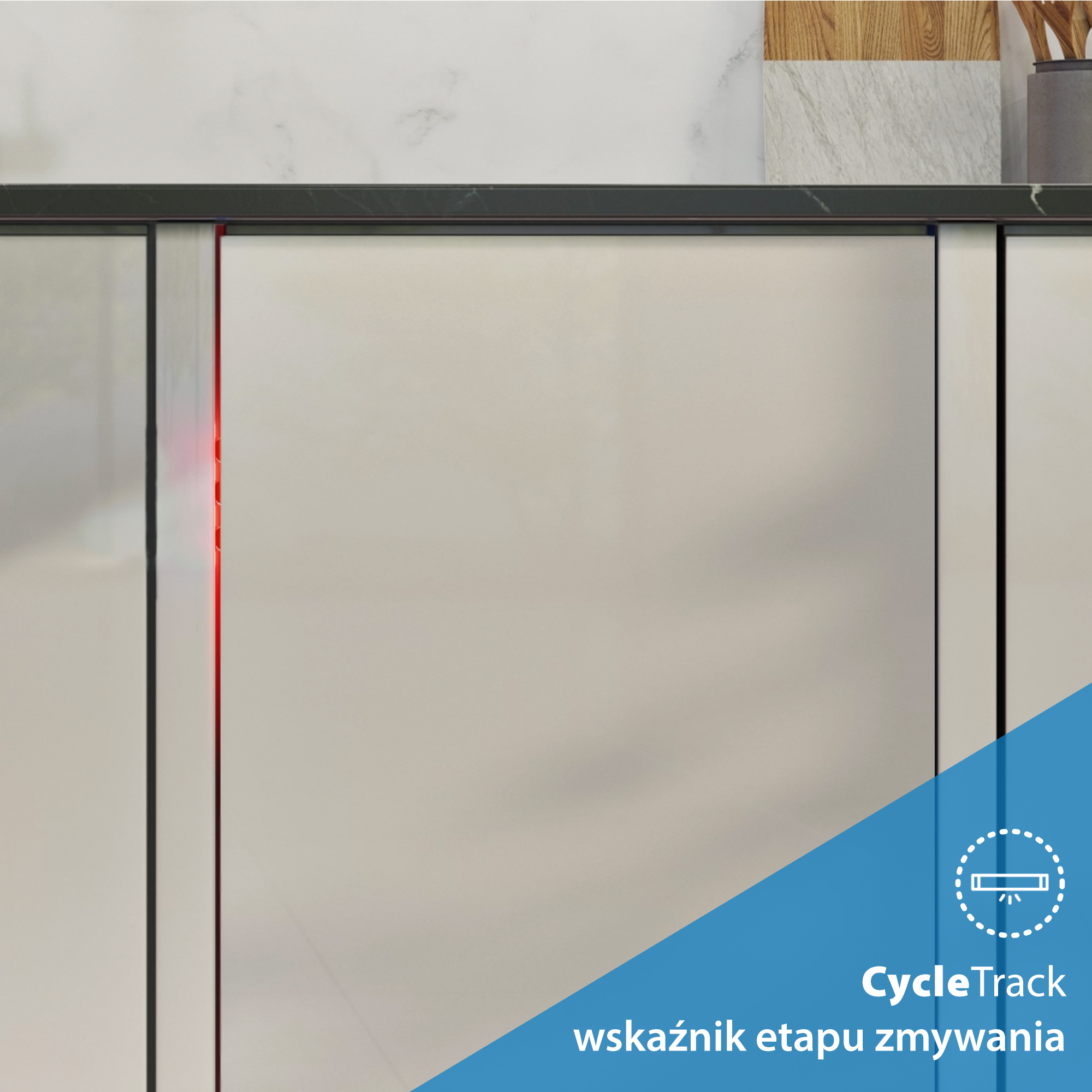 Zbliżenie zmywarki. Drzwi zamknięte, czerwone światło wskazuje etap cyklu mycia.