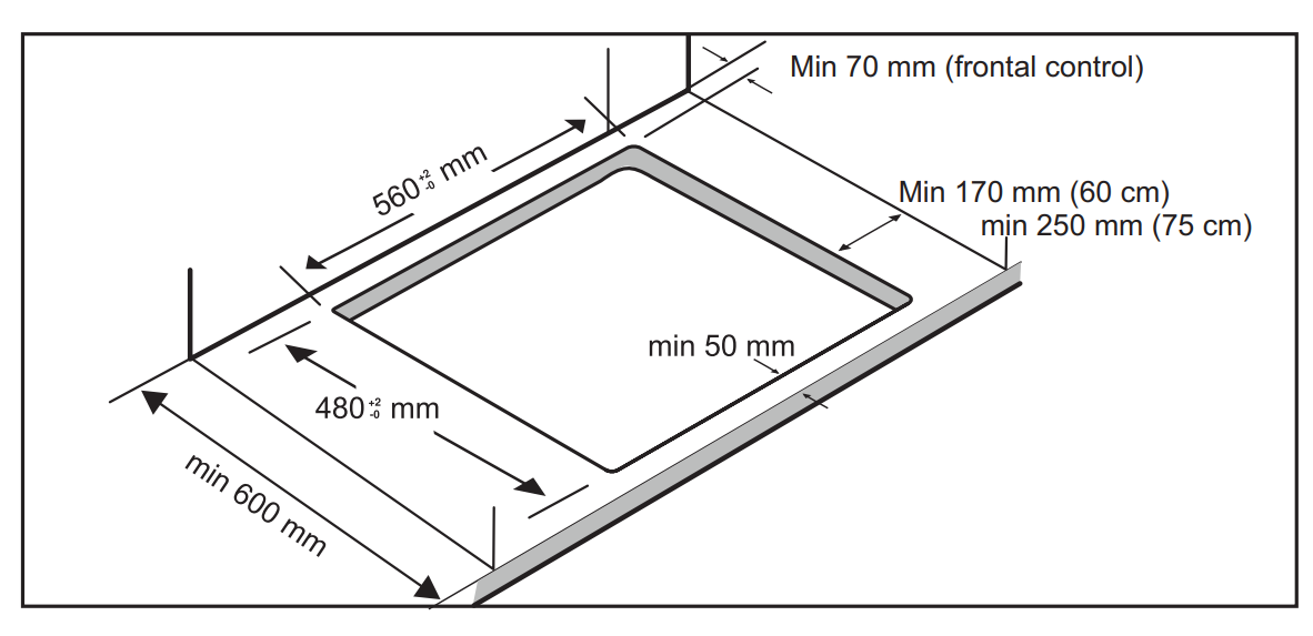 Diagram a beépített készülék mm-ben megadott méreteiről. Tartalmazza az olyan méreteket, mint 560 mm, 480 mm, min. 600 mm, stb.