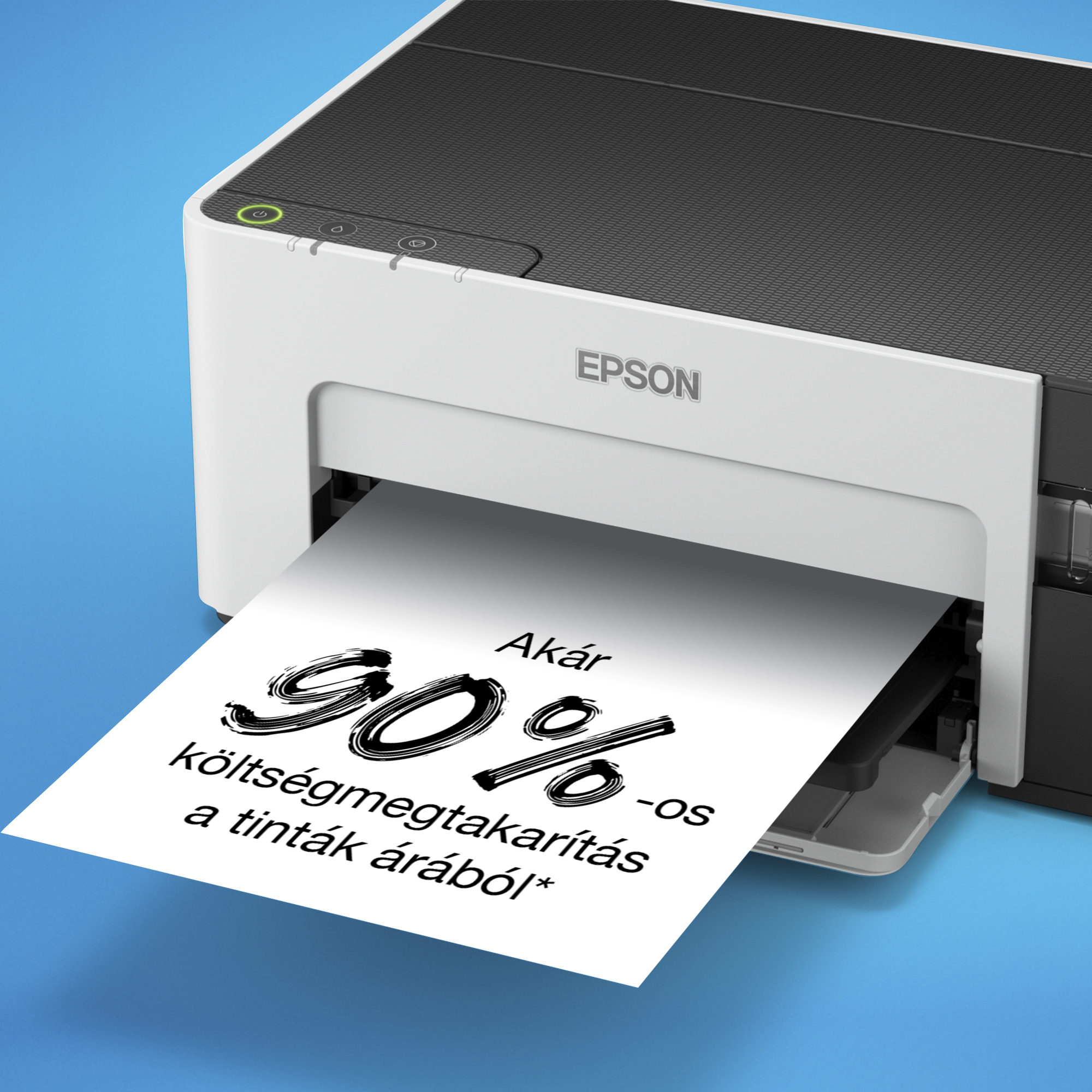 Egy Epson nyomtató egy papírra nyomtat, melyen a '90% költségmegtakarítás a tinták árából' szöveg látható, kék háttérrel.