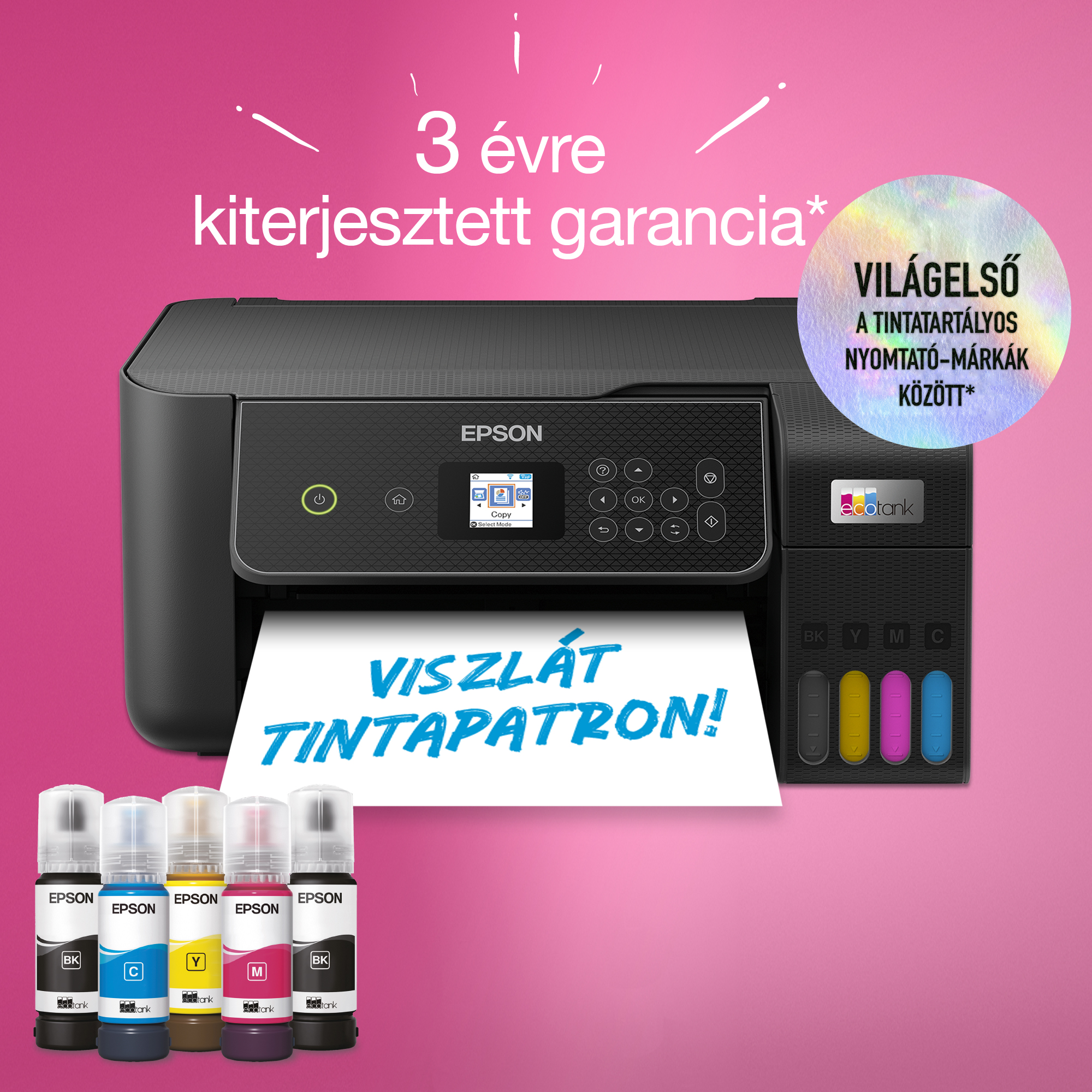 Epson nyomtató tintapalackokkal, magyar szöveg. Rózsaszín háttér. A nyomtató fekete, a tintapalackok színesek.