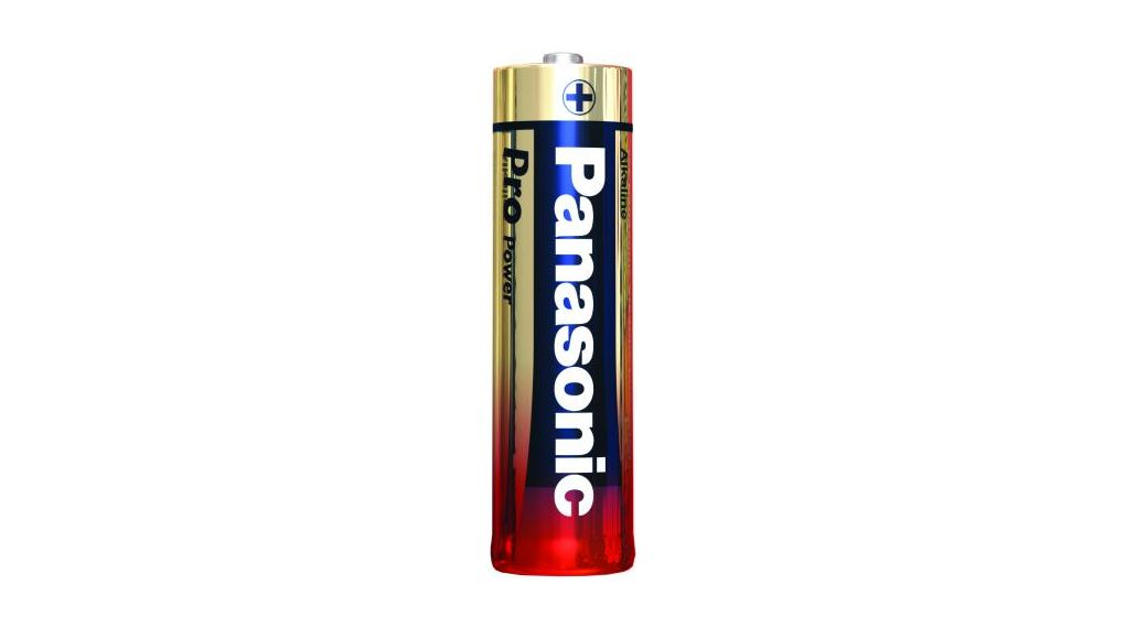 Una batería Panasonic Pro Power AA está orientada verticalmente sobre un fondo blanco. La batería es dorada, roja y azul.