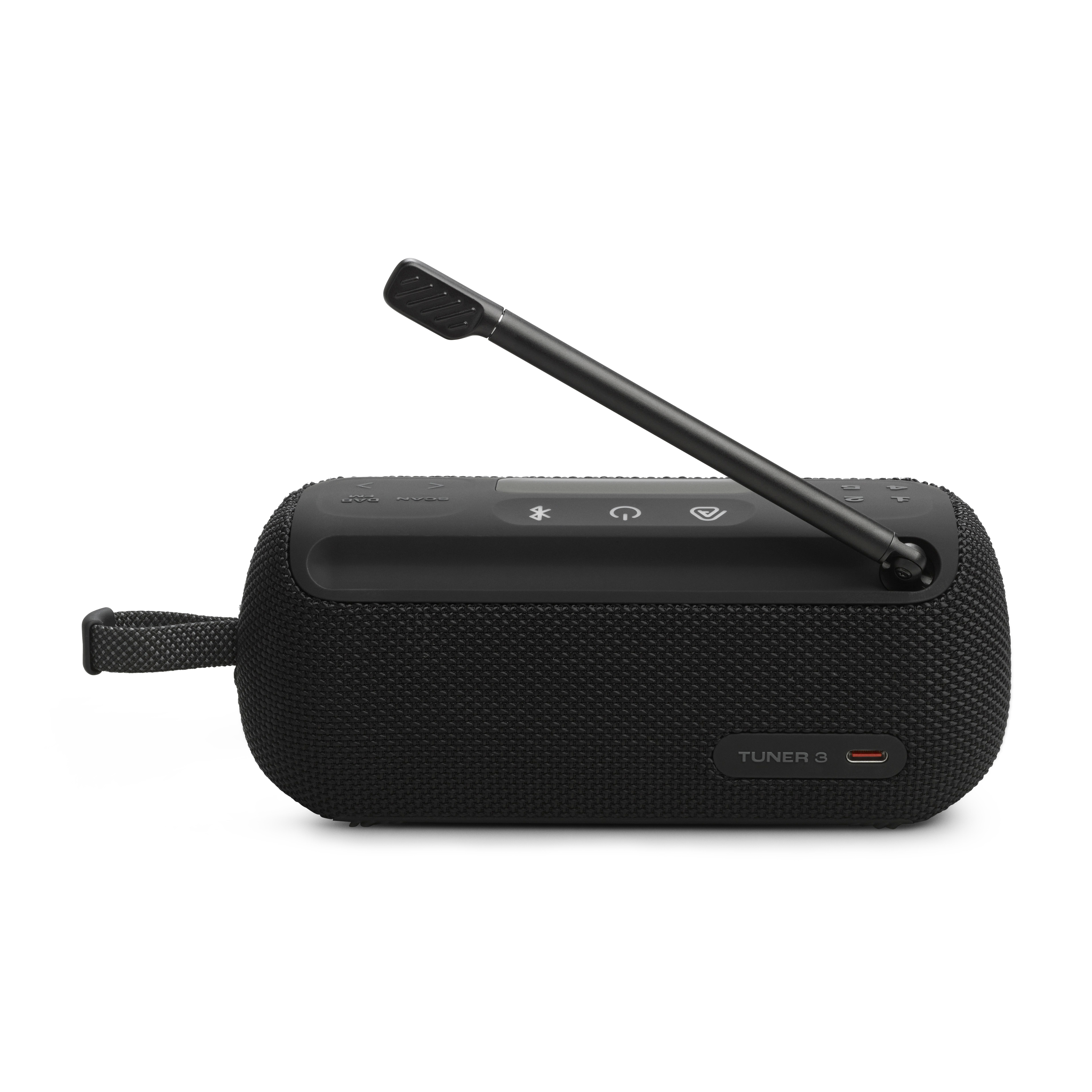 Schwarzes tragbares JBL Tuner 3-Radio mit ausgefahrener Antenne. Hat Knöpfe, einen Griff und einen USB-C-Anschluss.