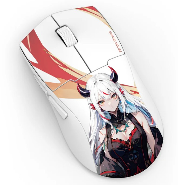 Biała mysz gamingowa z motywem anime. Posiada czerwone akcenty i dziewczynę z białymi włosami, rogami i czarną sukienką.