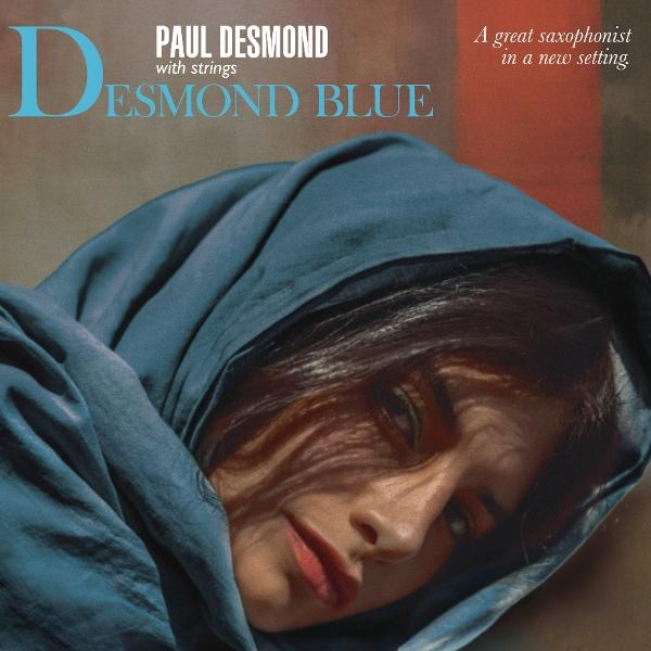 Album borító: Nő kék fejkendőben. Szöveg: Paul Desmond, Desmond Blue. Egy nagyszerű szaxofonos új környezetben.
