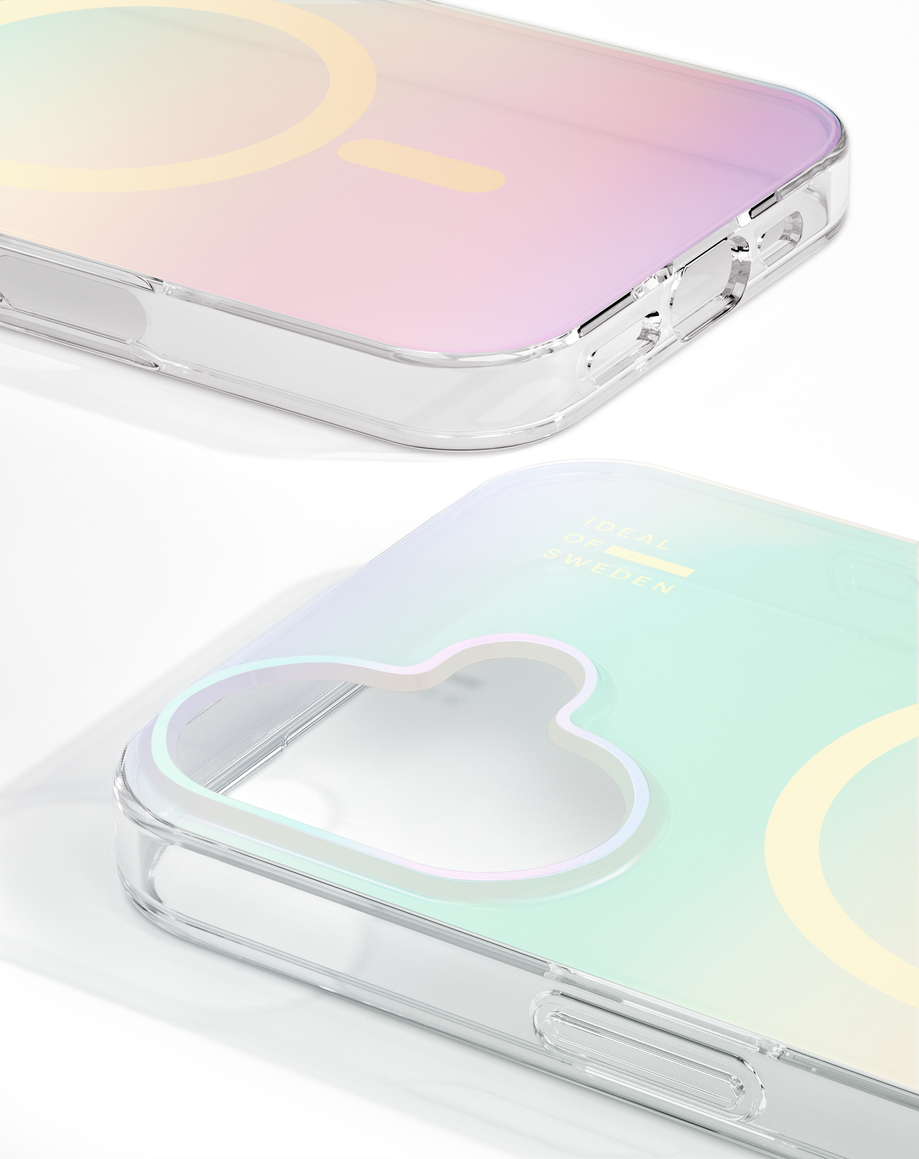 Transparente Handyhülle mit Farbverlauf und Ringdesign, Nahaufnahme vor weißem Hintergrund.