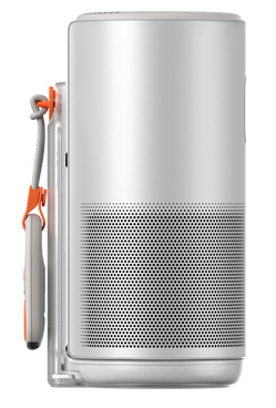 Biały, cylindryczny głośnik z szarym uchwytem, pomarańczowymi akcentami i perforowanym panelem przednim. Na białym tle.