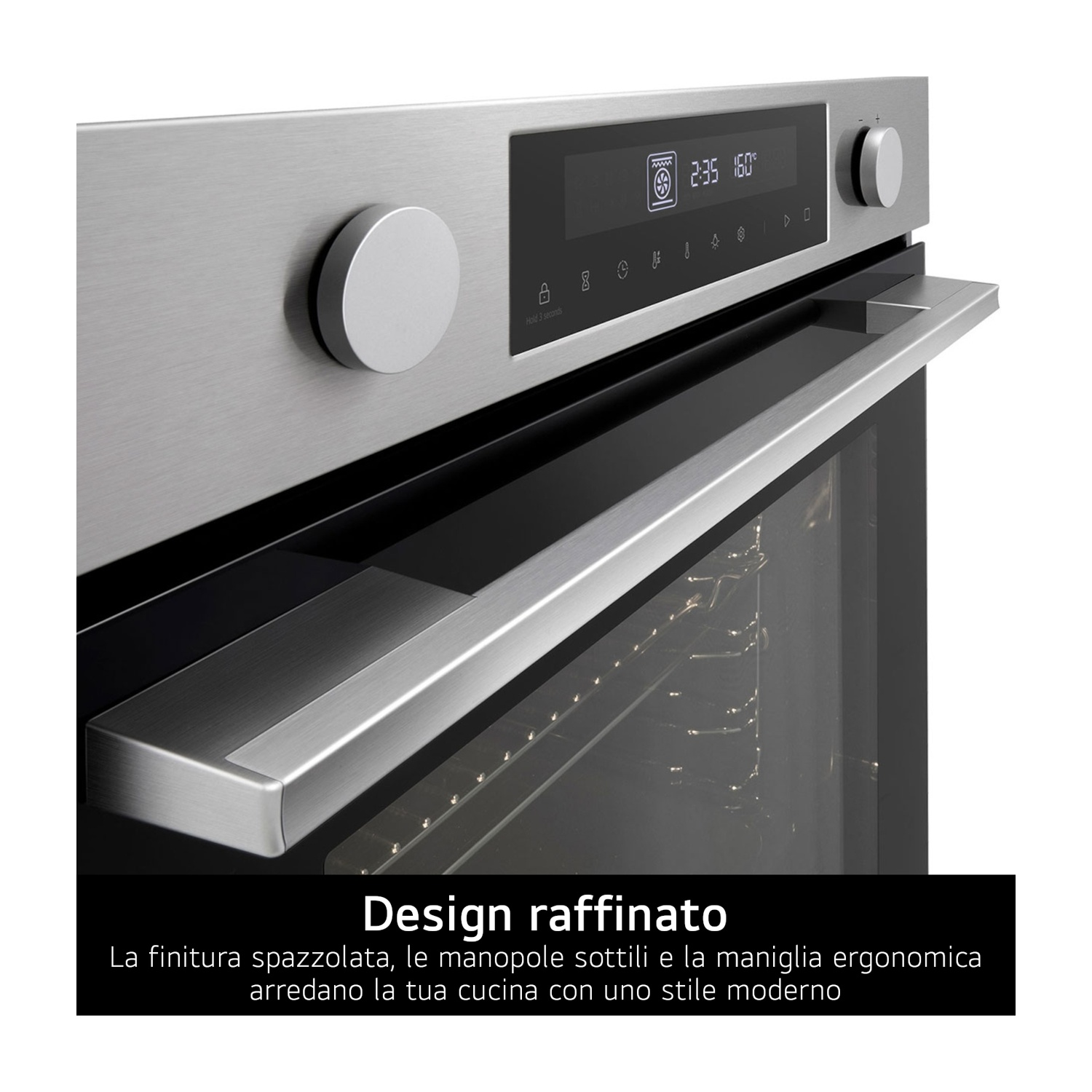 Forno in acciaio inox con display digitale, manopole e maniglia. La porta è aperta, rivelando l'interno.