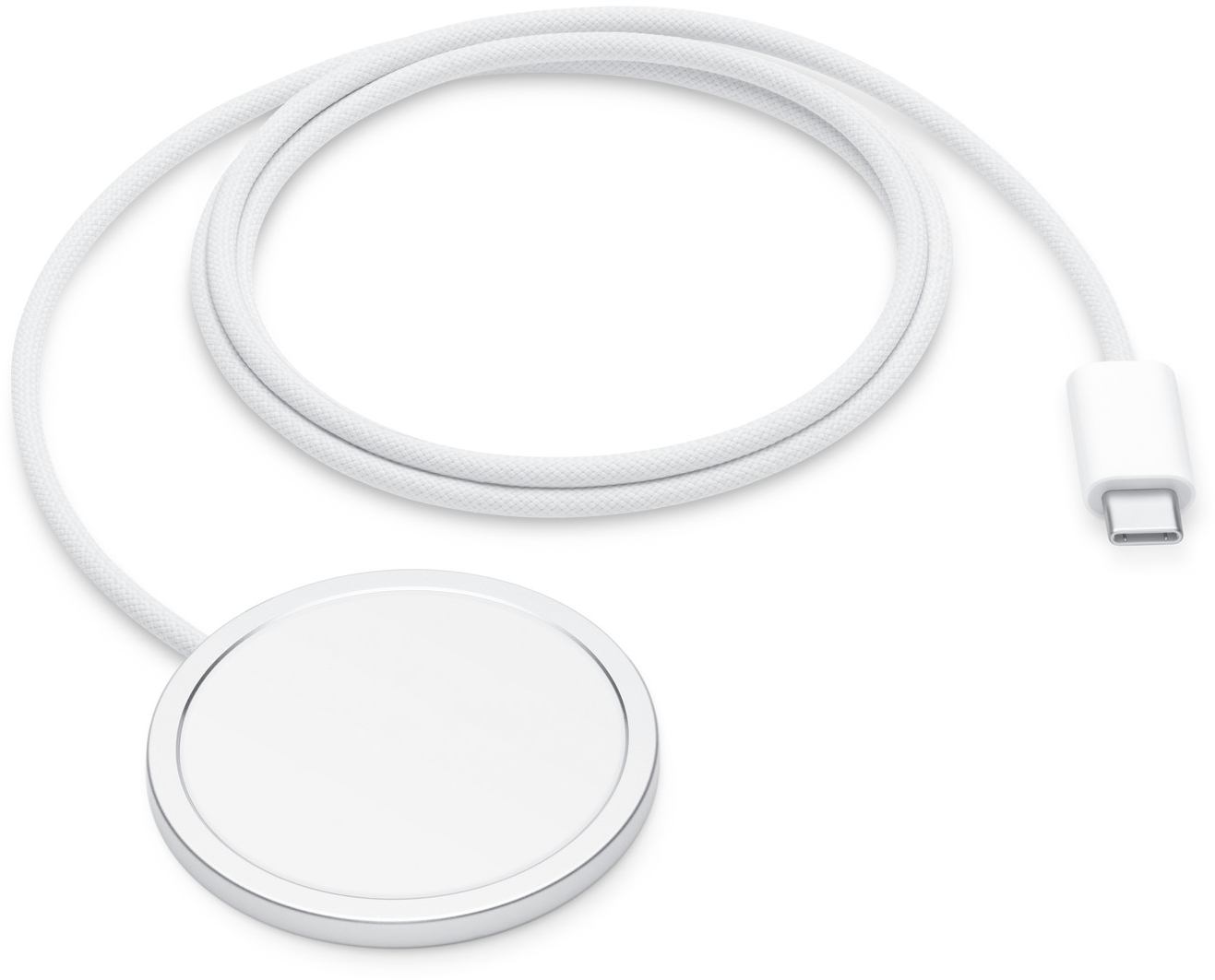 Caricabatterie MagSafe bianco con cavo a spirale e connettore USB-C su sfondo bianco. Caricabatterie circolare.