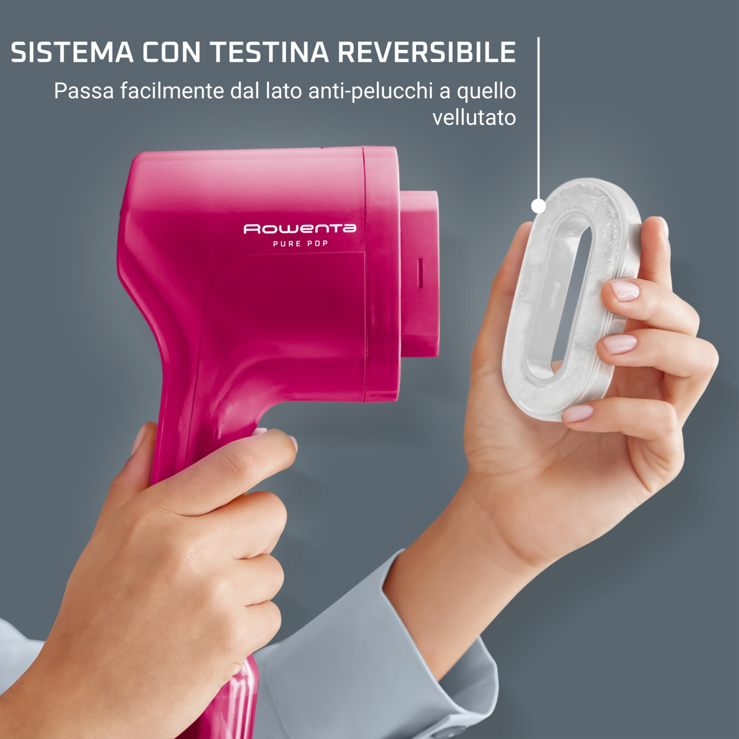 Una persona tiene in mano un dispositivo Rowenta rosa e un accessorio ovale bianco su sfondo grigio. Il testo in alto descrive il dispositivo.