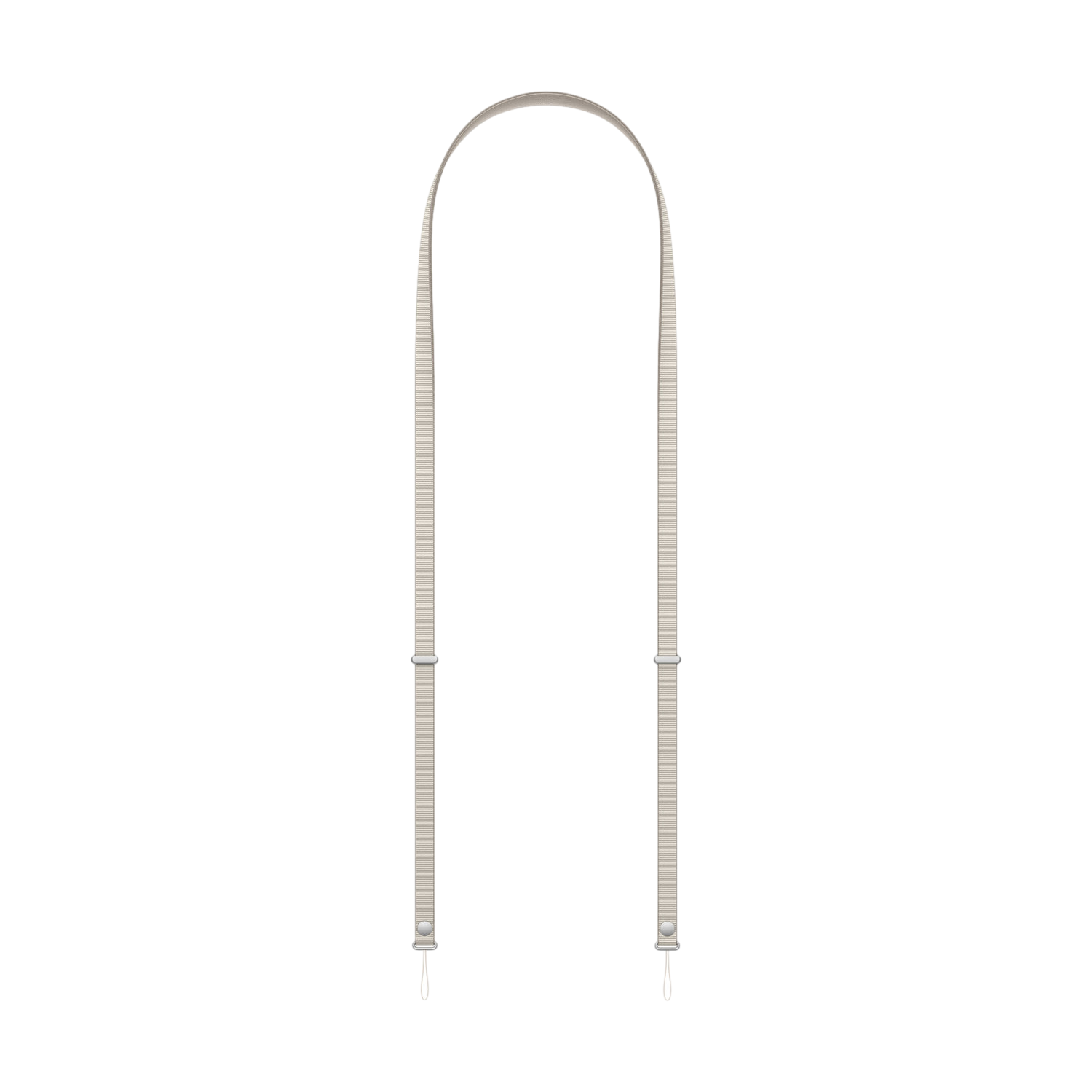 Een beige tasriem hangt tegen een zwarte achtergrond. Het heeft verstelbare metalen bevestigingen en een gebogen bovenkant.
