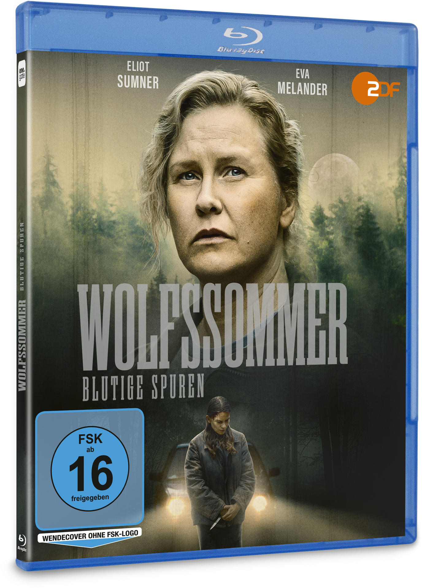 Blu-ray-Cover von 'Wolfssommer'. Das Gesicht einer Frau steht im Mittelpunkt. Darunter steht eine Person vor einem Auto. Wald und Titeltext sind ebenfalls sichtbar.
