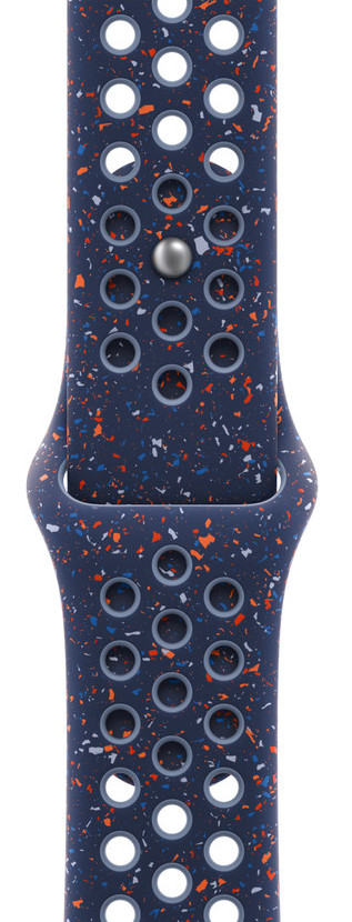 Ein dunkelblaues Uhrenarmband mit weißen, orangefarbenen und blauen Sprenkeln. Es hat runde Löcher und eine silberne Schließe.